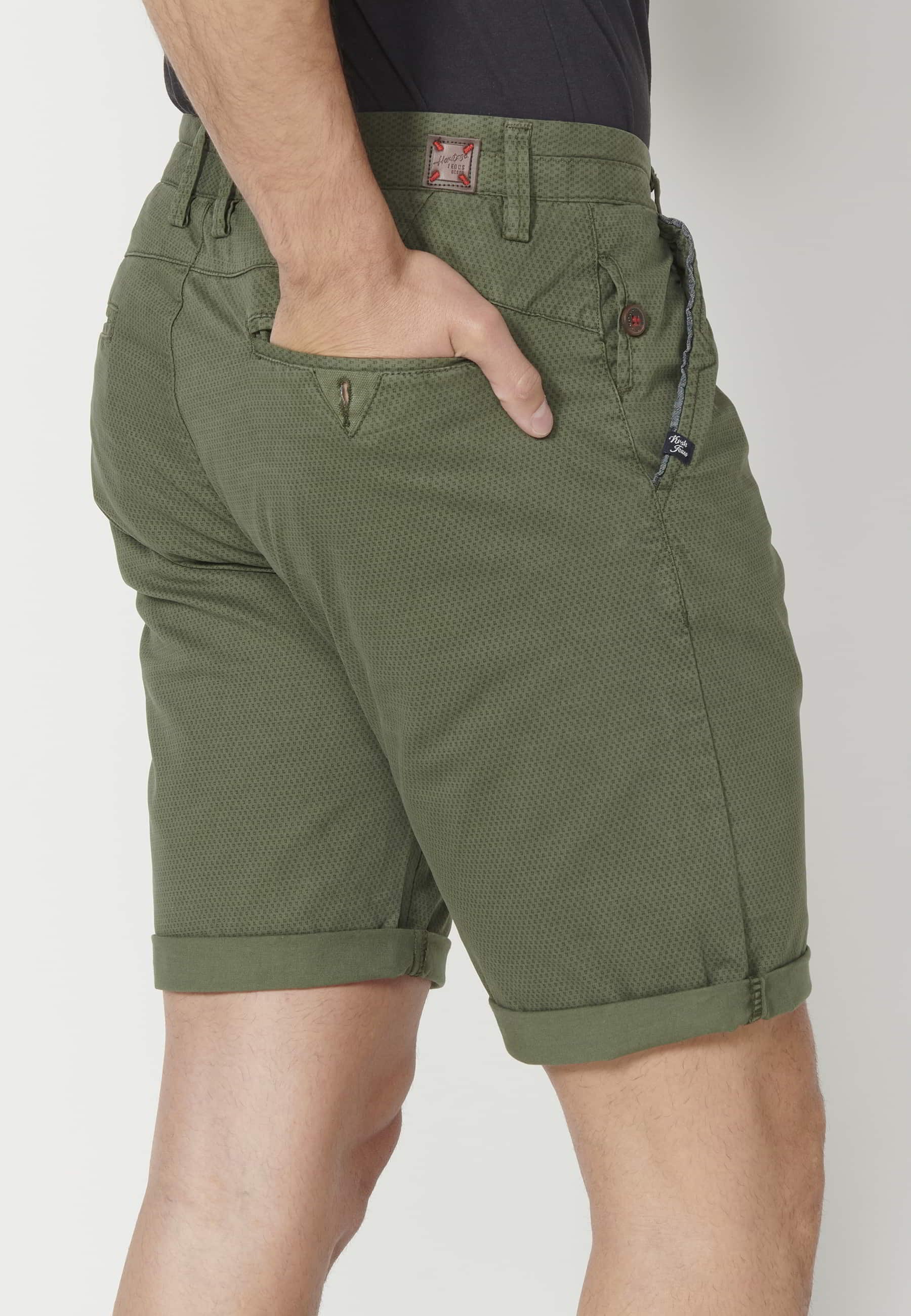 Khakifarbene Bermuda-Shorts im Chini-Stil für Herren