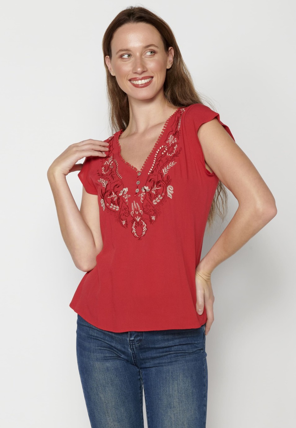 Blusa manga corta con detalles florales de Color Rojo para Mujer