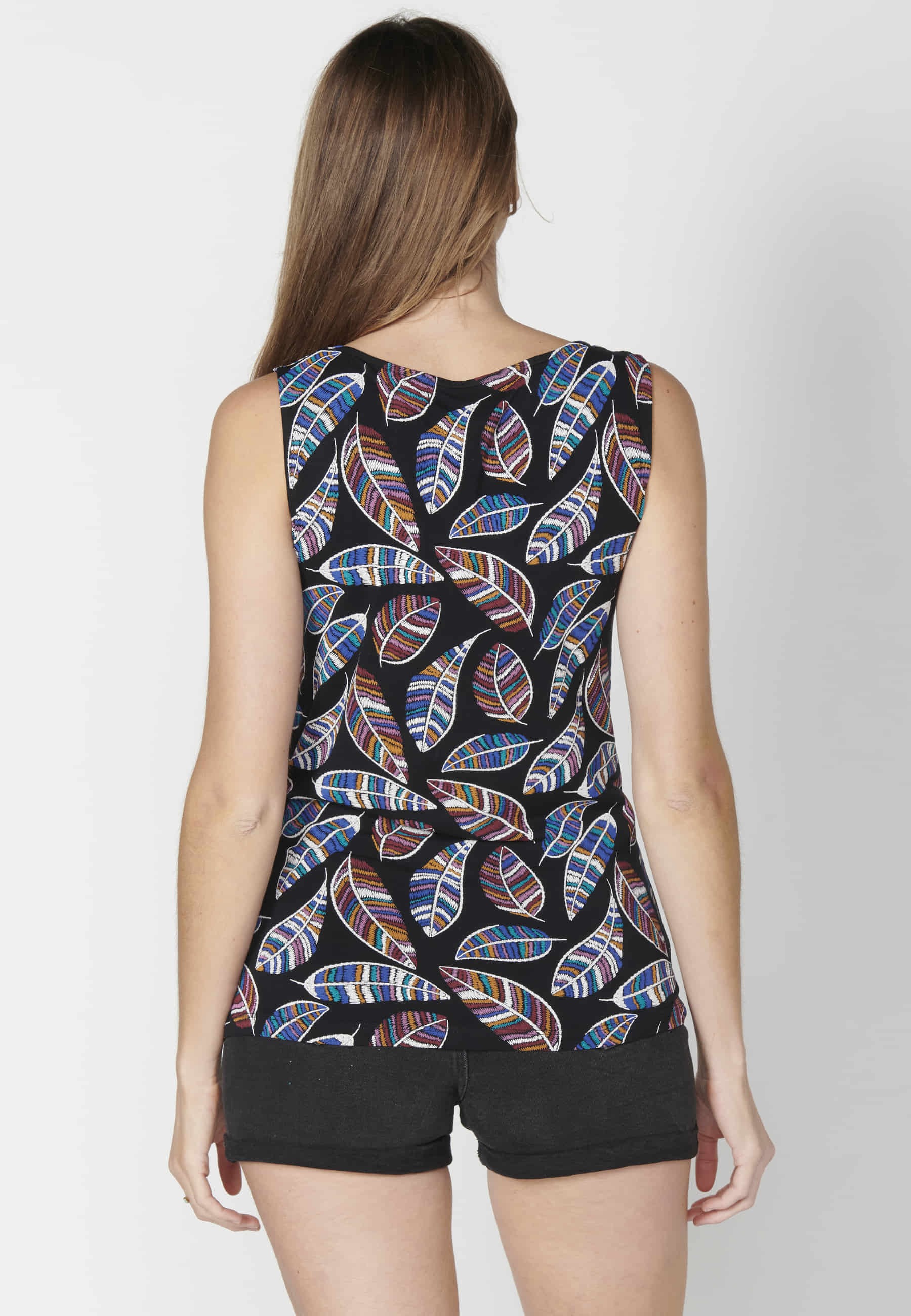 Schwarzes Tanktop mit Spitzendetails und Ethno-Print für Damen