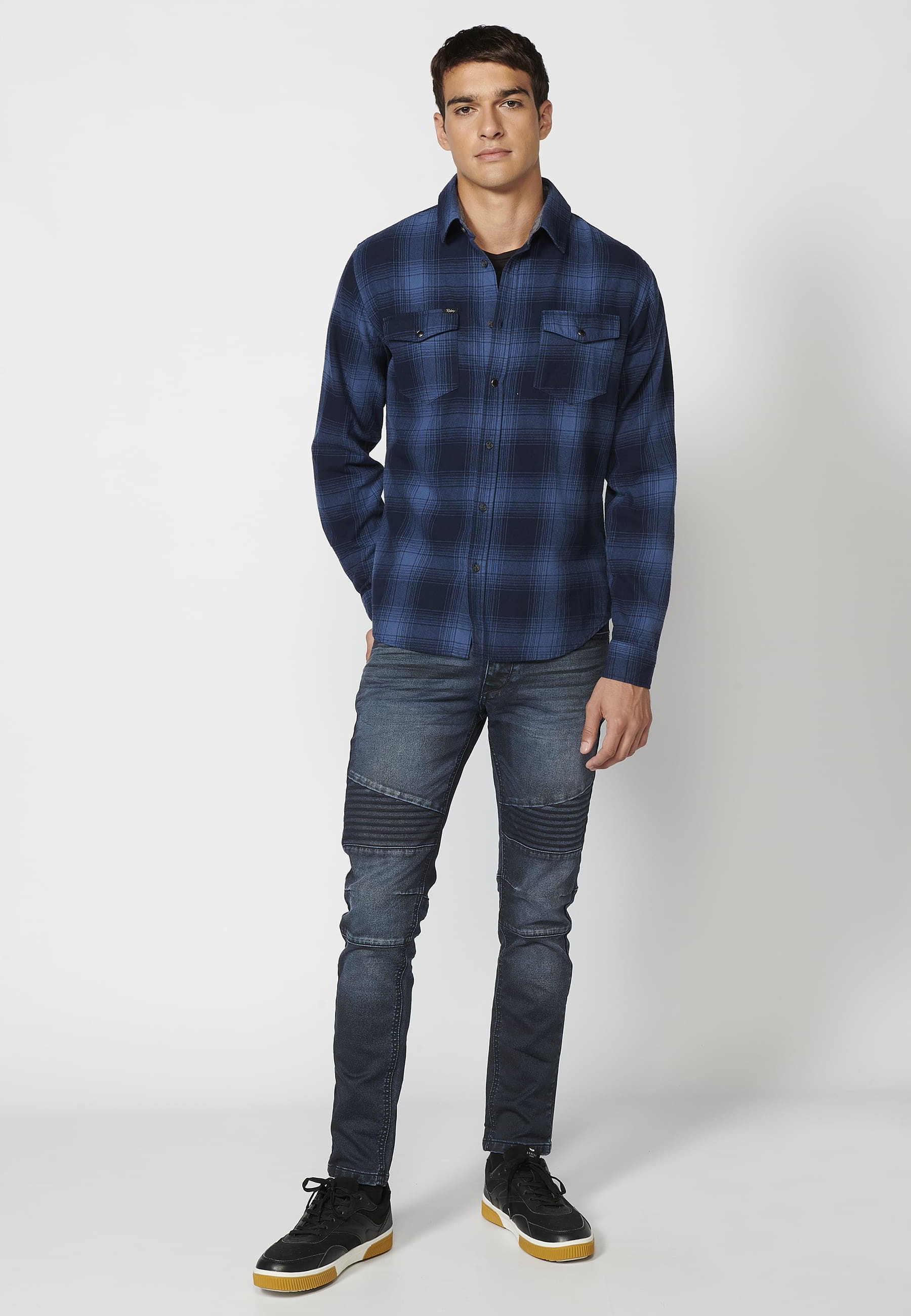 Chemise bleue en coton à manches longues avec poches devant pour Homme