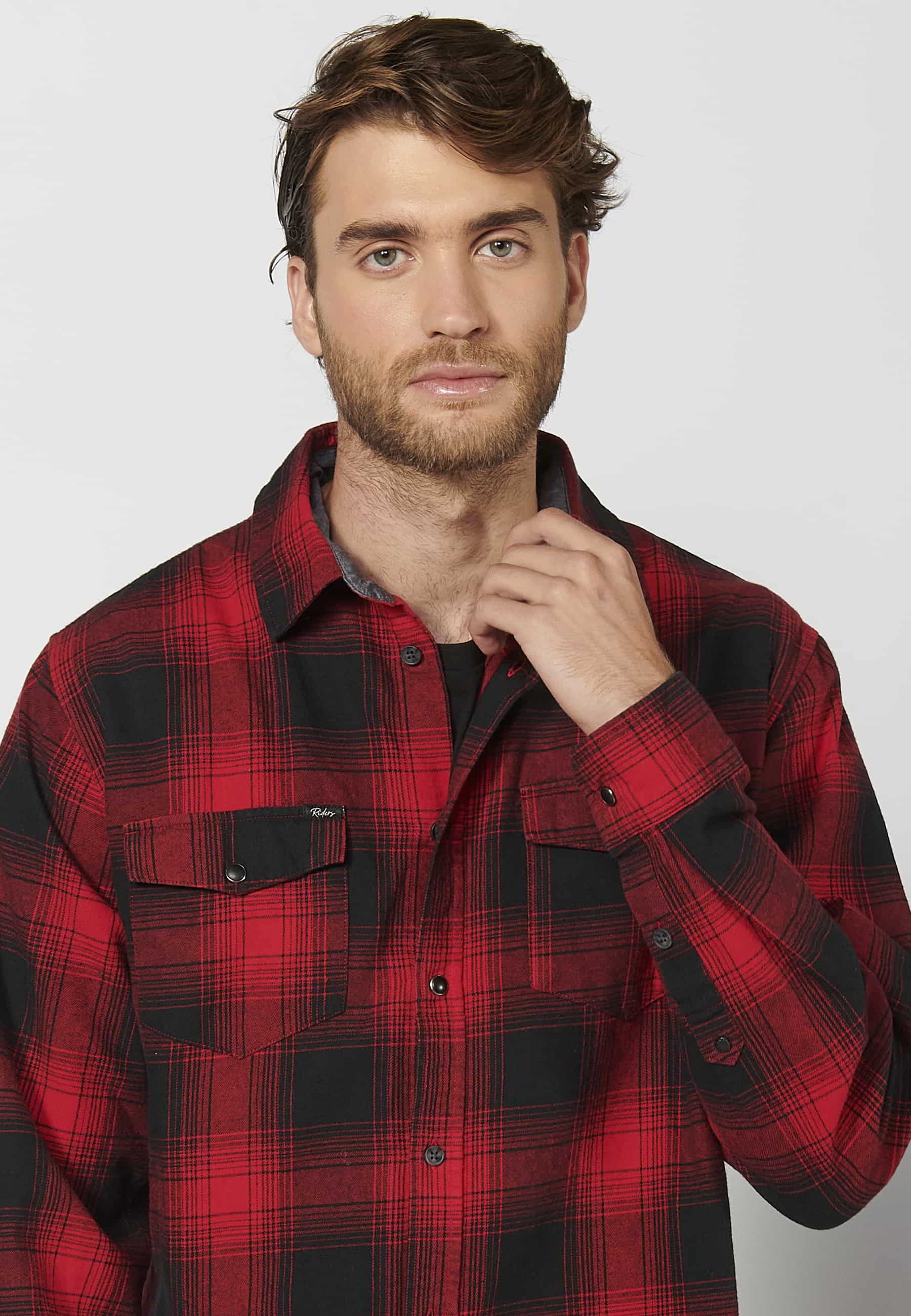 Chemise rouge en coton à manches longues avec poches devant pour Homme 3