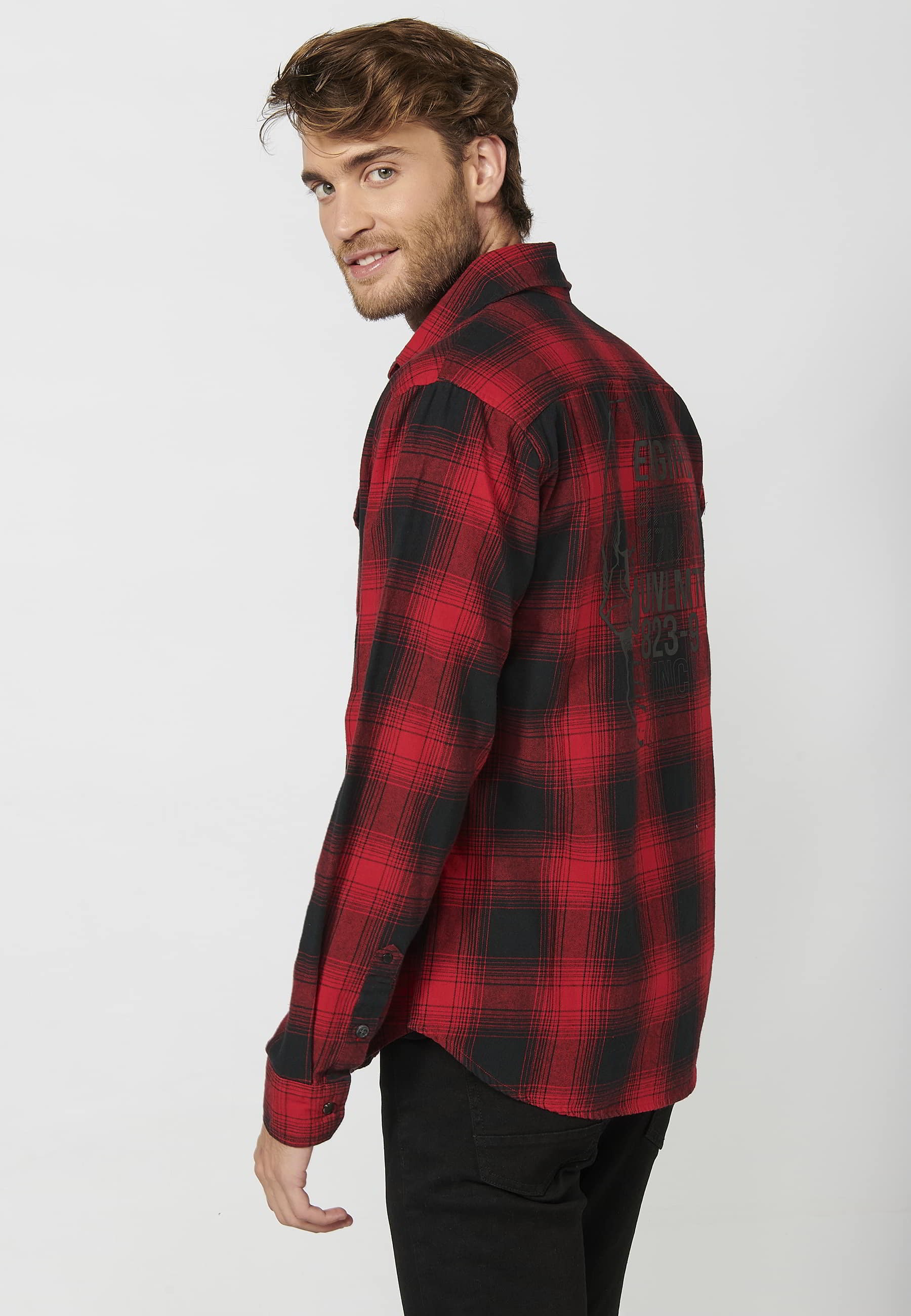 Chemise rouge en coton à manches longues avec poches devant pour Homme 7