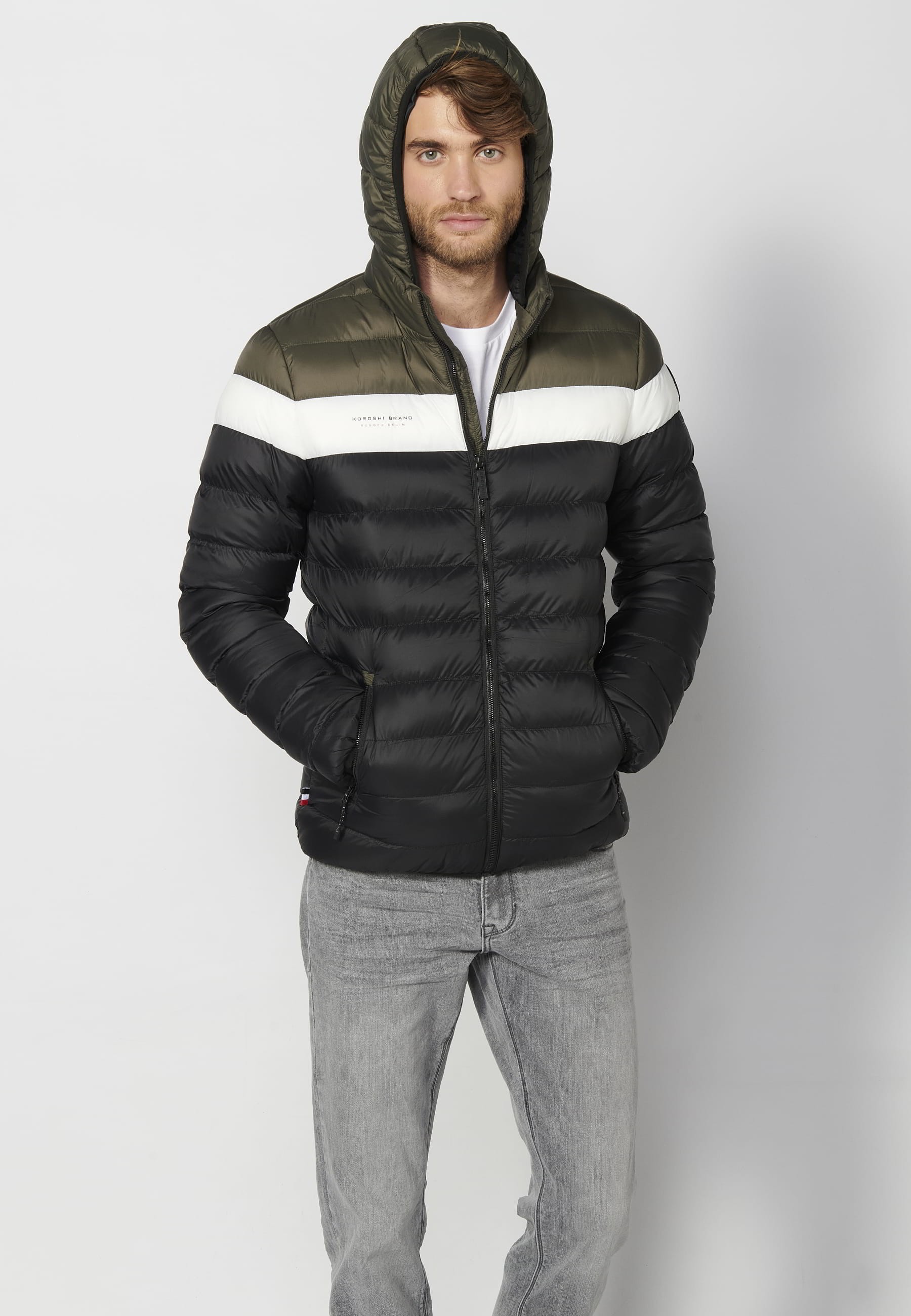 Chaqueta acolchada corta cuello alto con capucha color Negro para Hombre 10