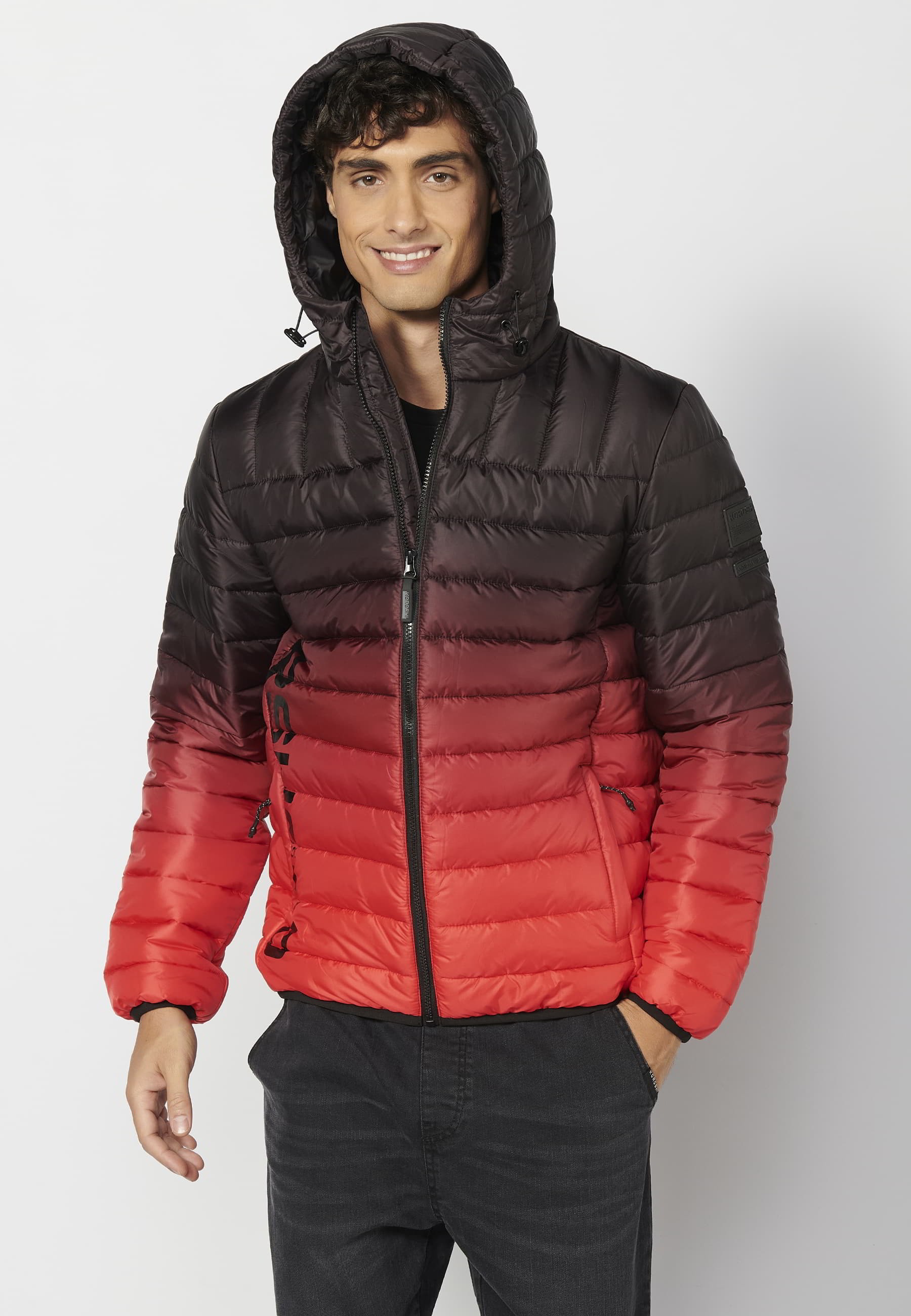 Kurze Steppjacke mit hohem Kragen und Kapuze in Rot für Herren 6