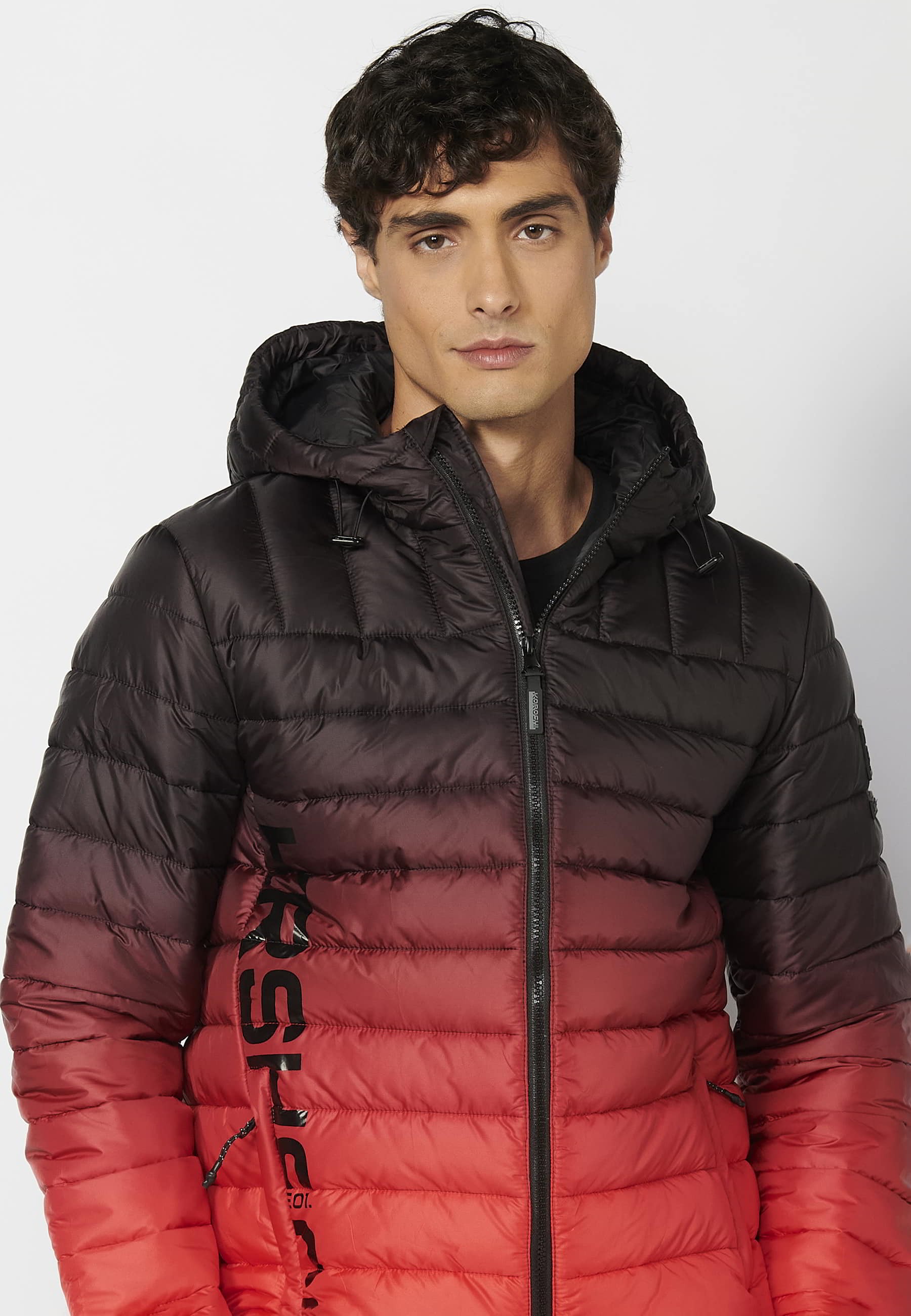 Kurze Steppjacke mit hohem Kragen und Kapuze in Rot für Herren 3