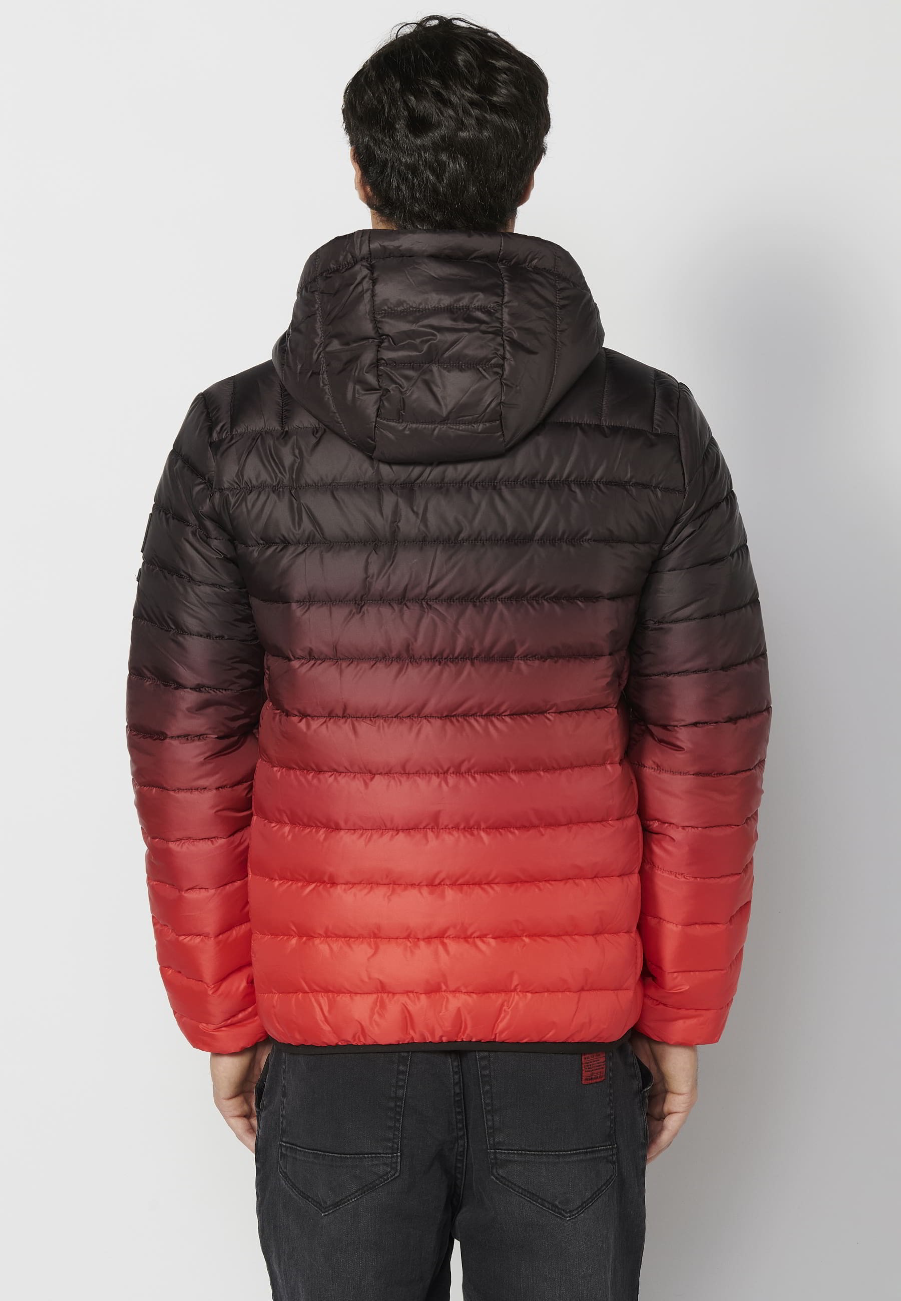 Kurze Steppjacke mit hohem Kragen und Kapuze in Rot für Herren 5