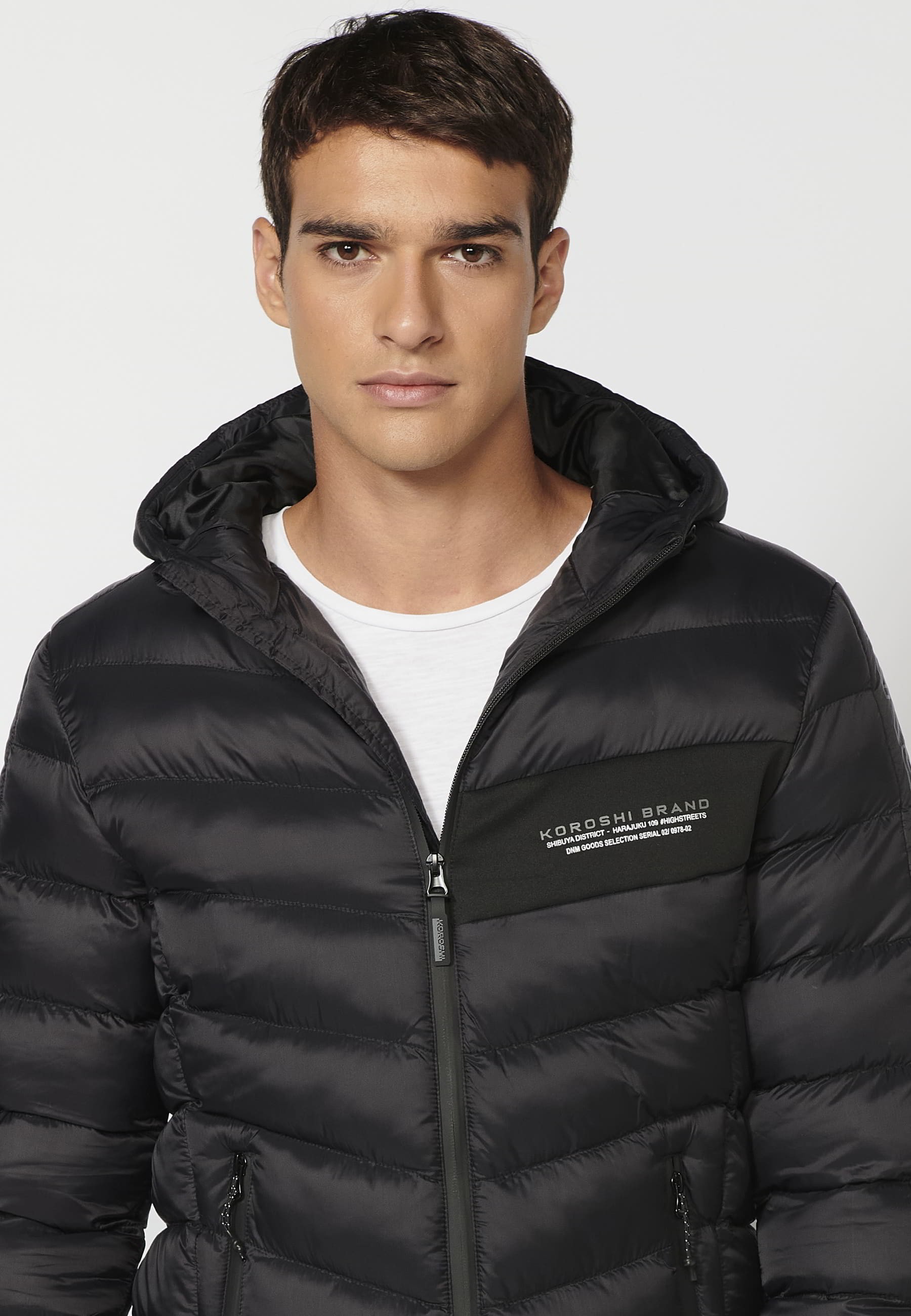 Chaqueta acolchada, cuello con capucha, color Negro, para Hombre 6