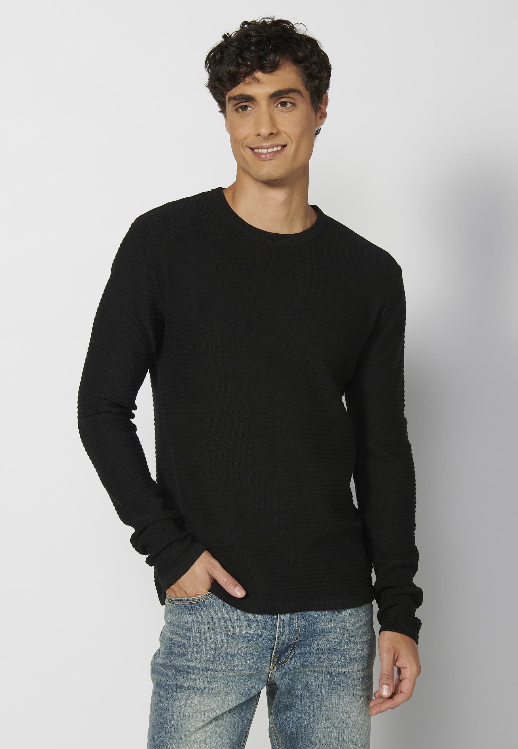 Black Long Sleeve Round Neck Cotton Tricot Sweater for Men