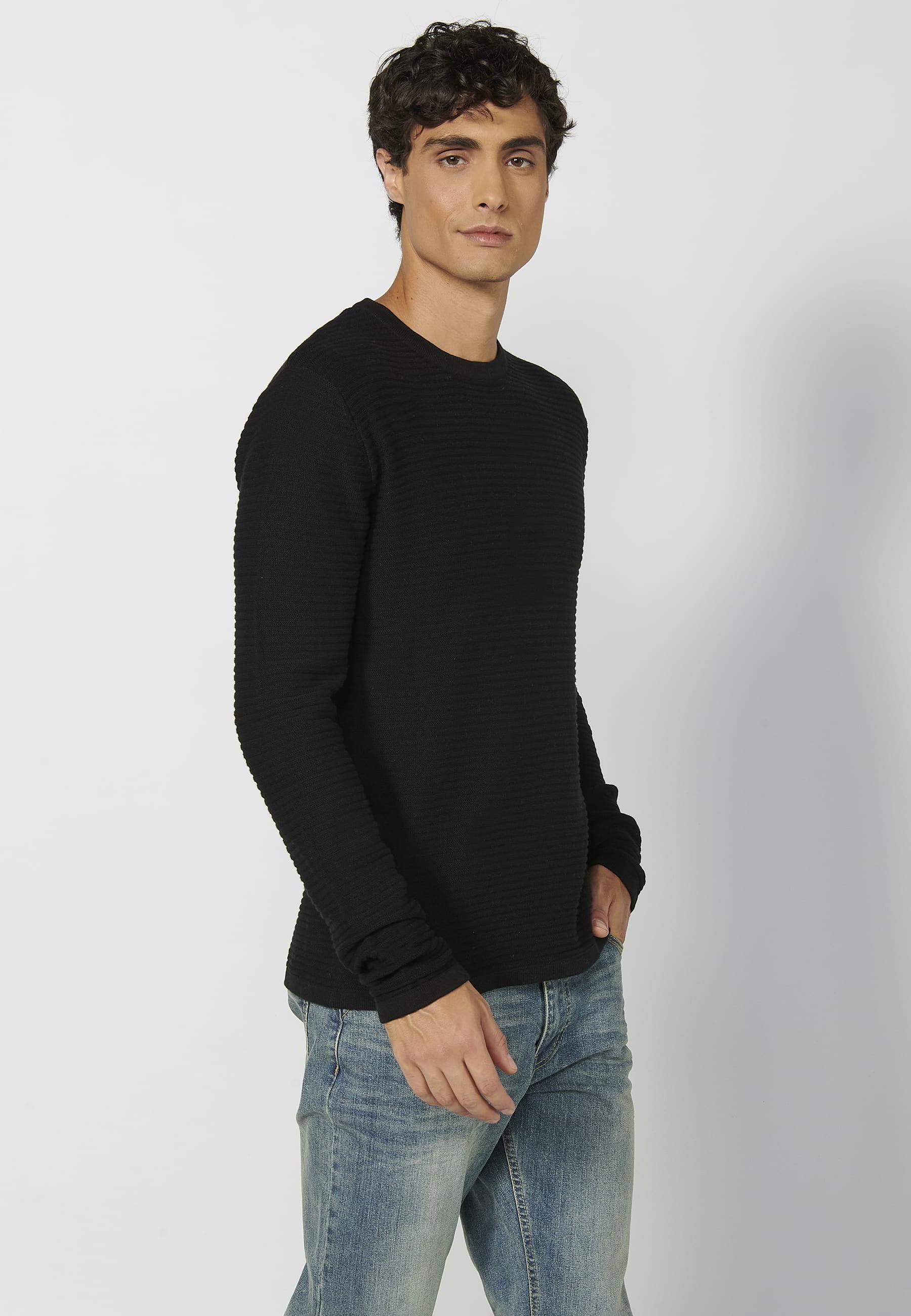 Black Long Sleeve Round Neck Cotton Tricot Sweater for Men