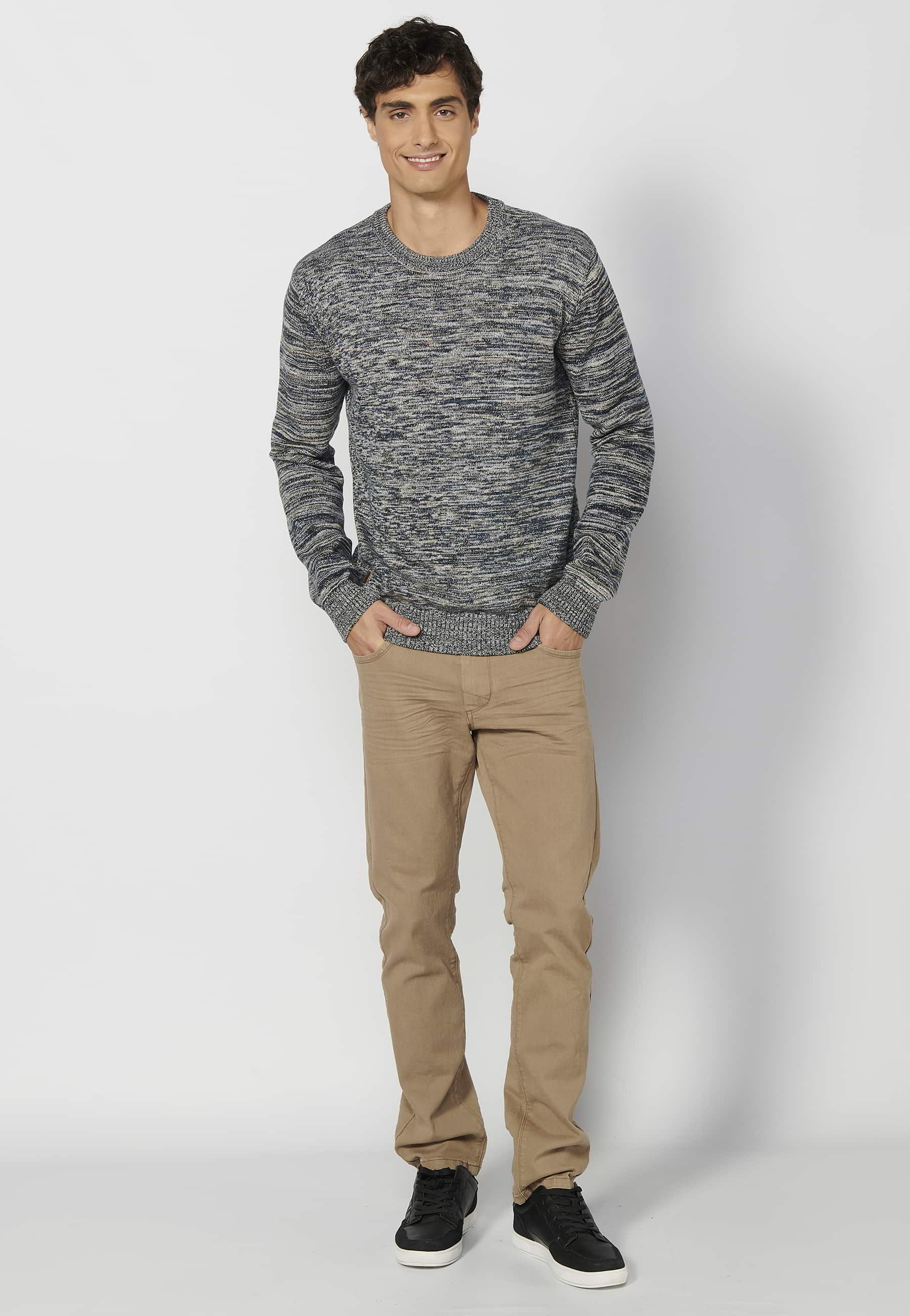 Men's heather gray round neck long sleeve knitted sweater 2