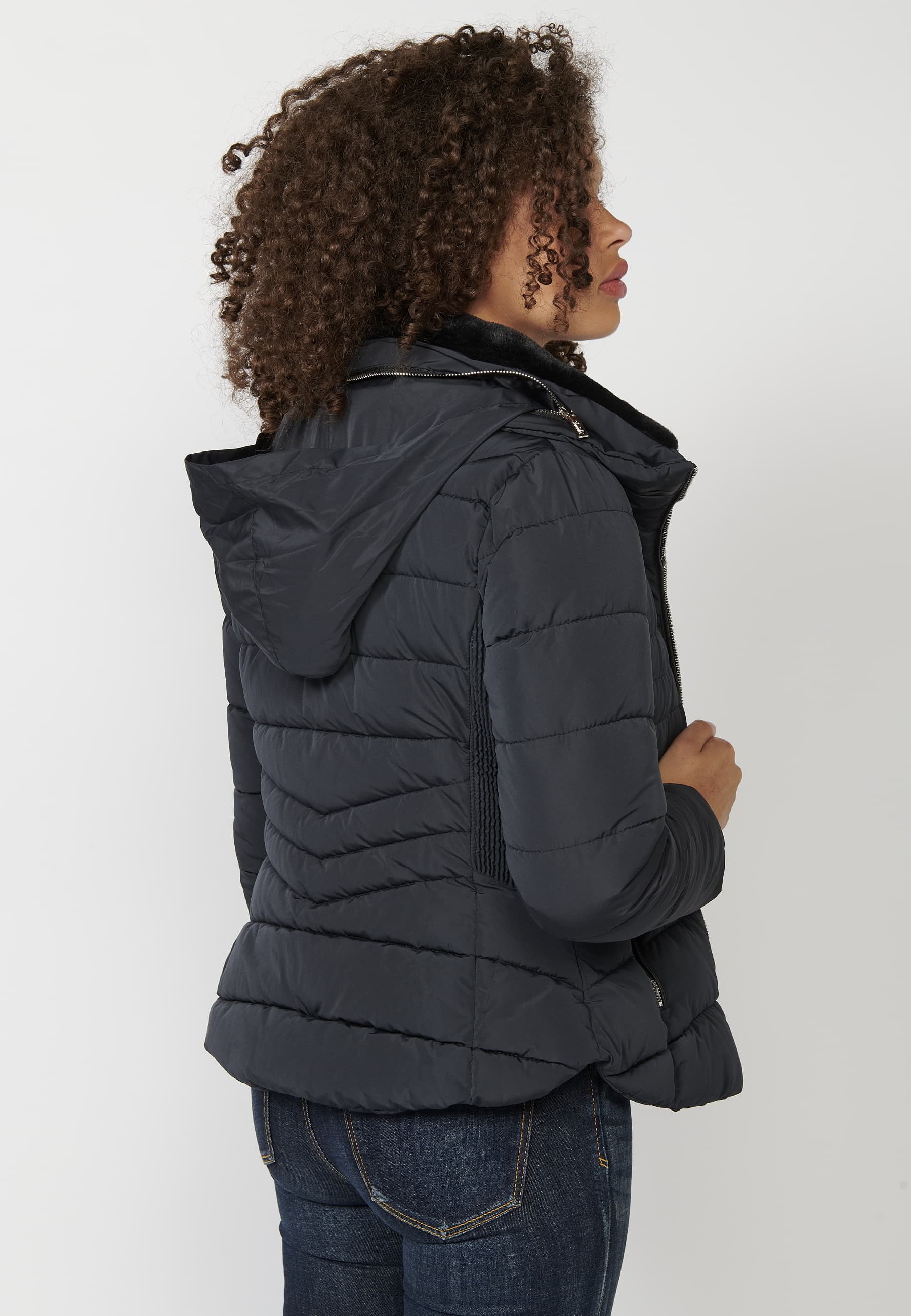 Jaqueta parka encoixinada amb coll folre sintètic color Navy per a Dona 9