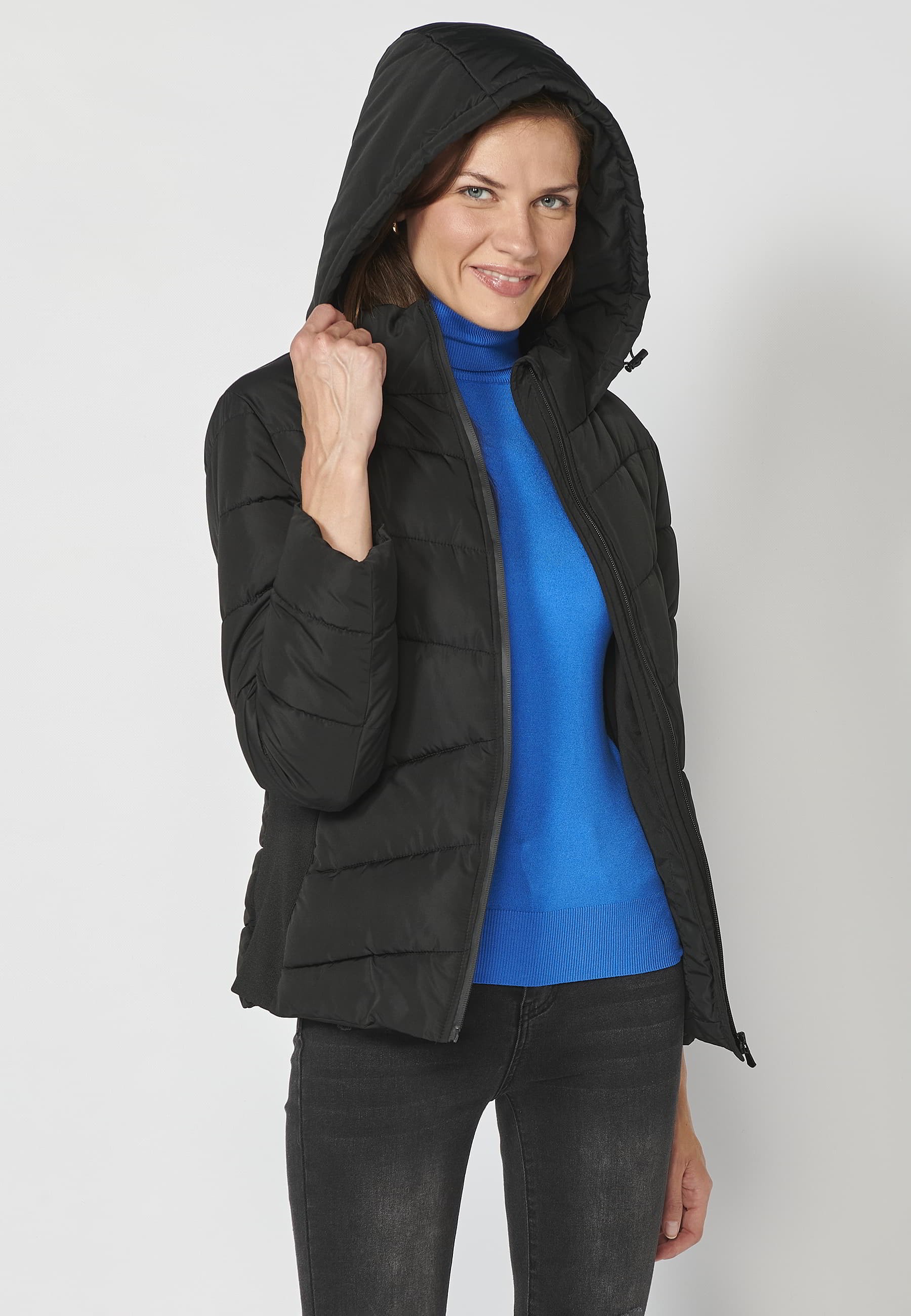 Chaqueta cazadora corta acolchada con cuello con capucha color Negro para Mujer 8