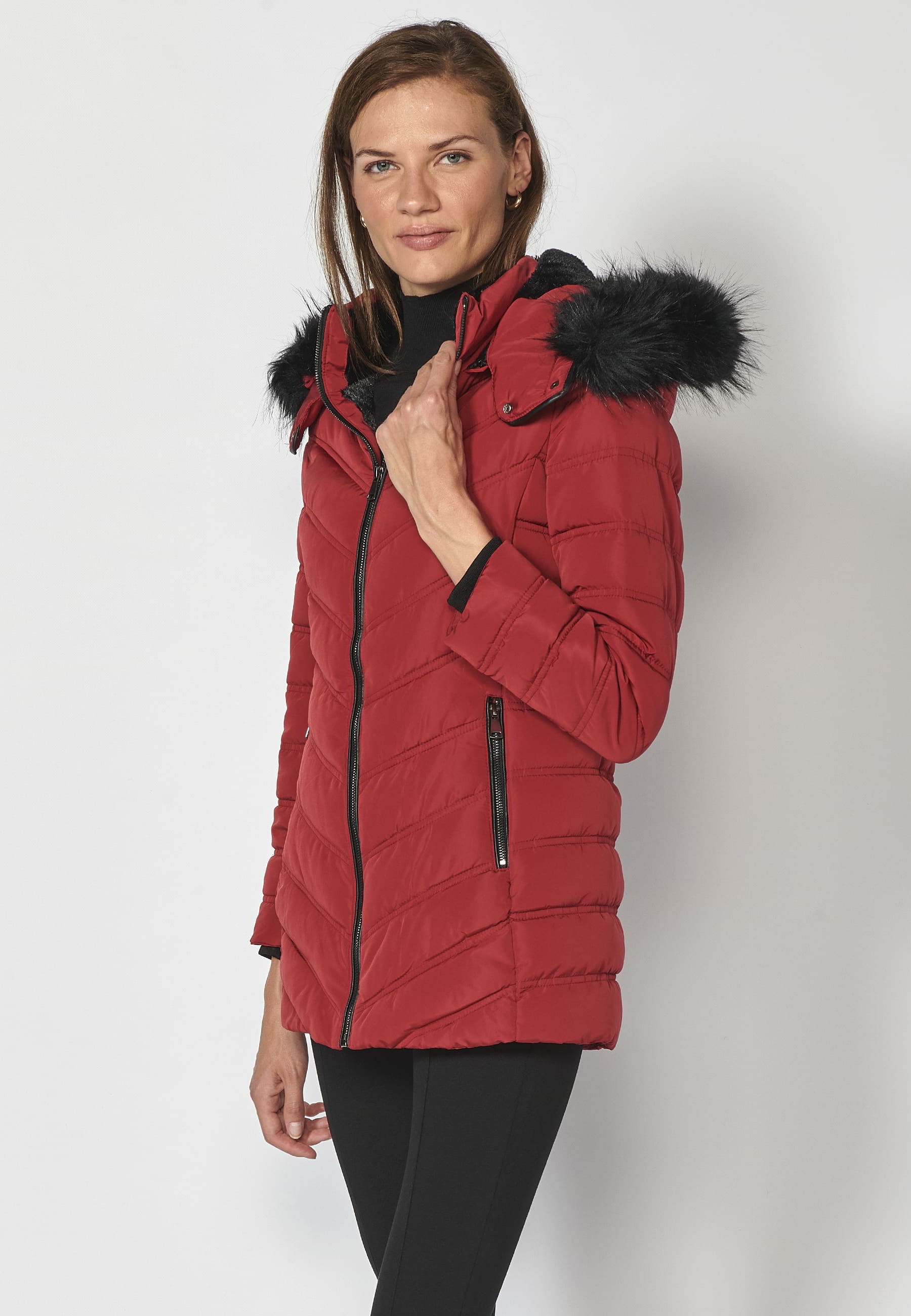 Chaqueta parka acolchada con cuello alto con capucha desmontable color Rojo para Mujer 4