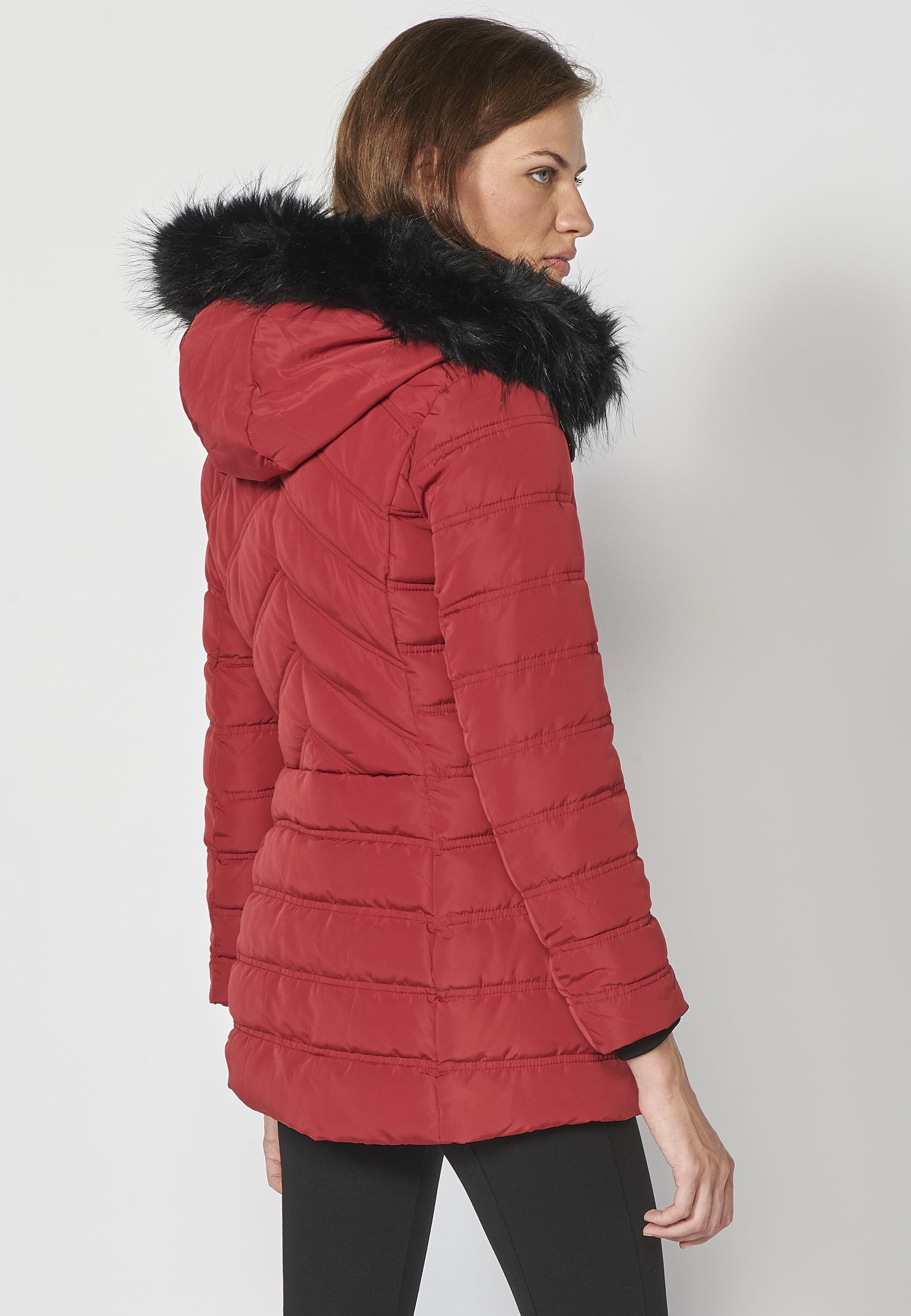 Chaqueta parka acolchada con cuello alto con capucha desmontable color Rojo para Mujer 11