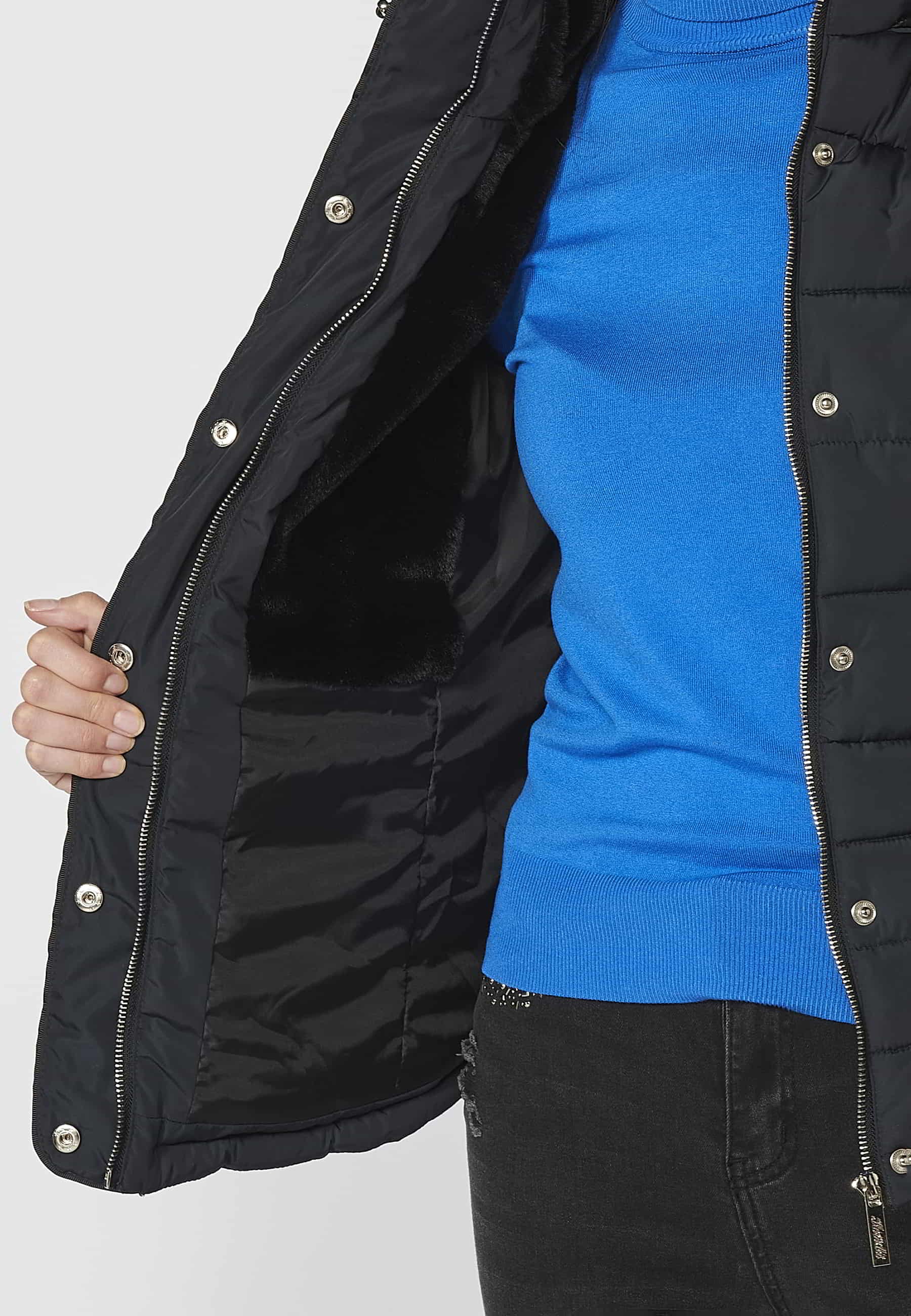 Chaqueta parka acolchada corta con cuello con capucha color Navy para Mujer 11