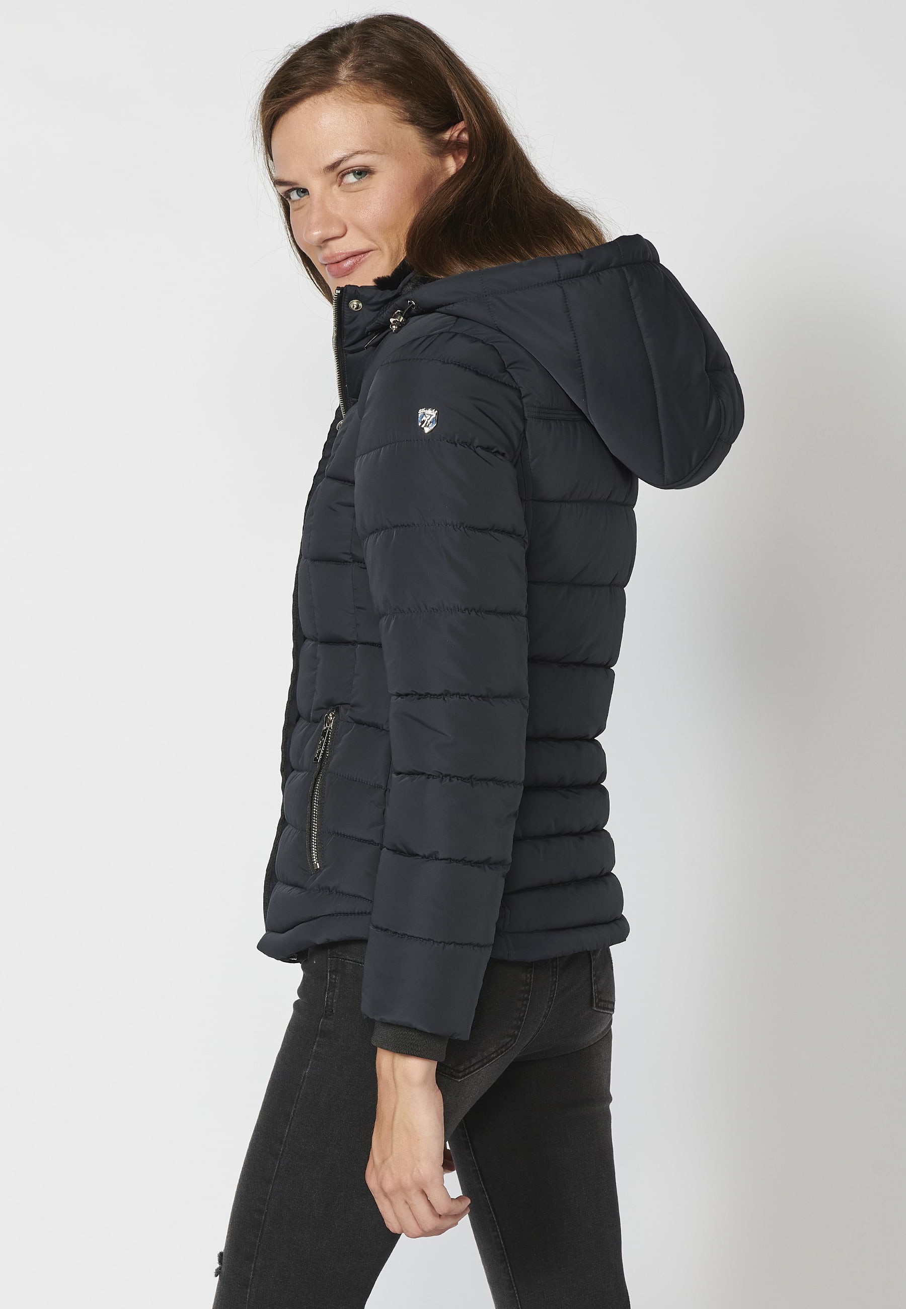 Jaqueta parka encoixinada curta amb coll amb caputxa color Navy per a Dona 2