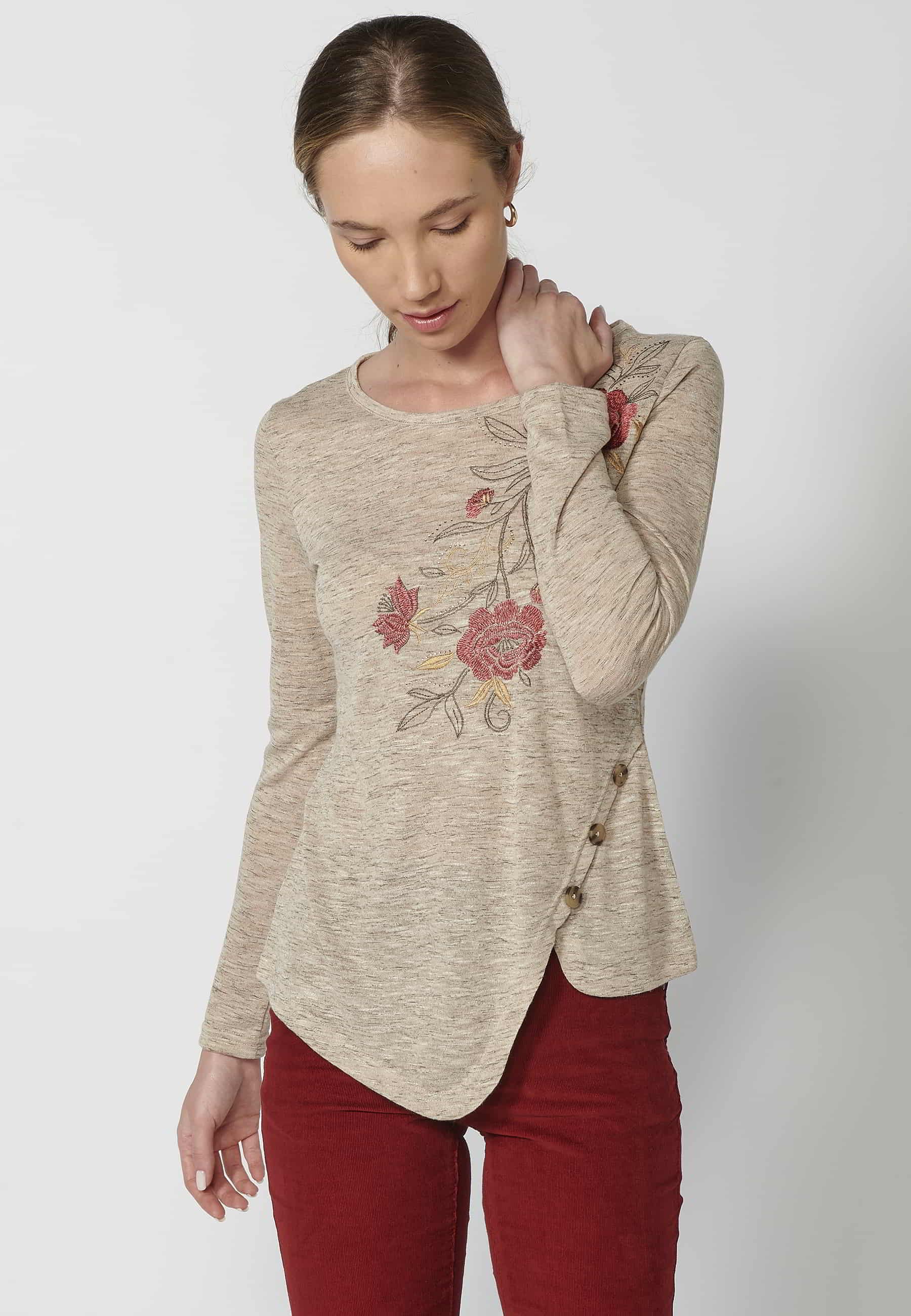 Camiseta de manga larga de cuello redondo y estampado floral color Beige para mujer 6