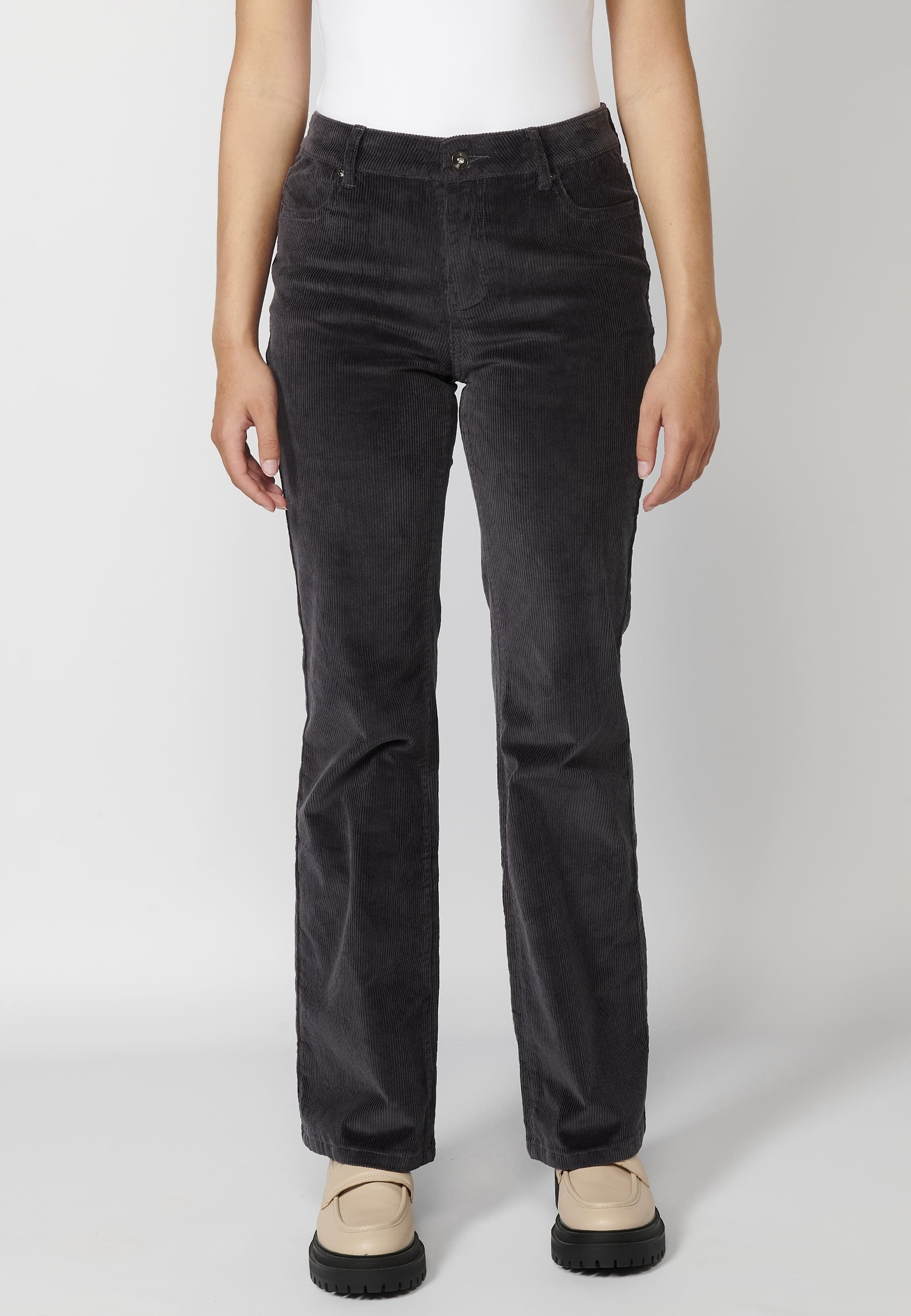 Pantalon long évasé gris en velours côtelé pour femme