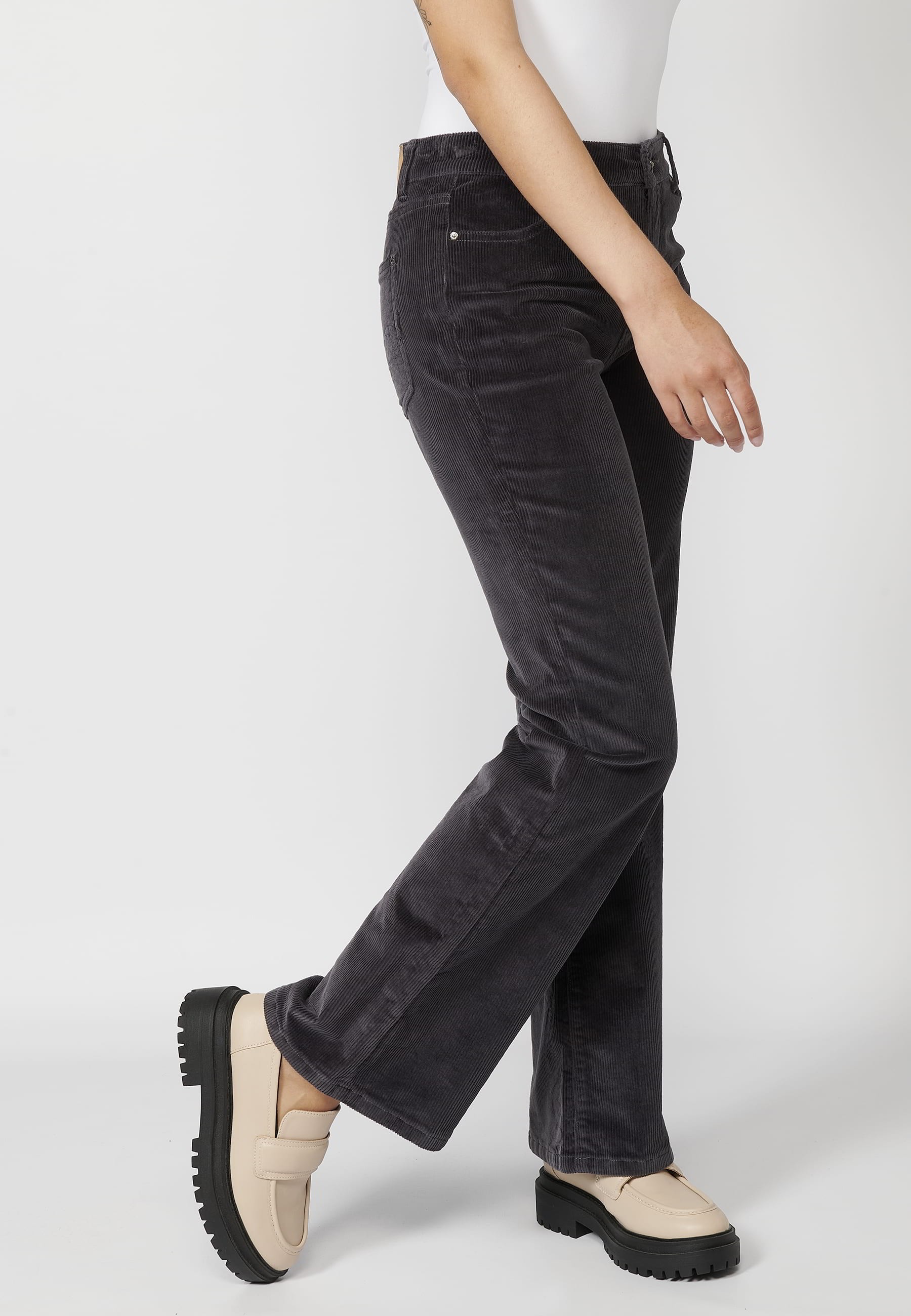 Pantalons llargs de pana acampanat color Gris per a Dona