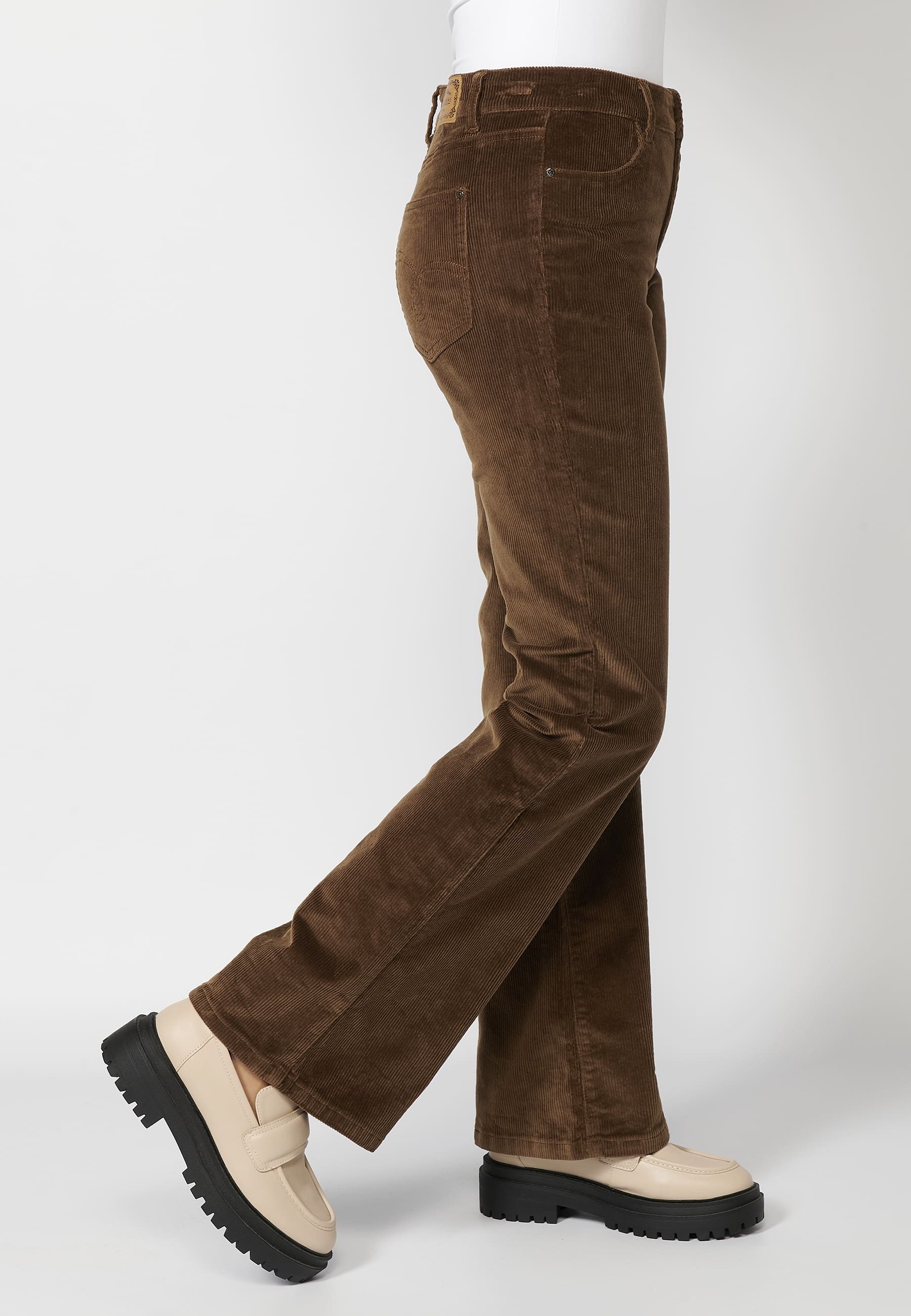 Lange braune ausgestellte Cordhose für Damen