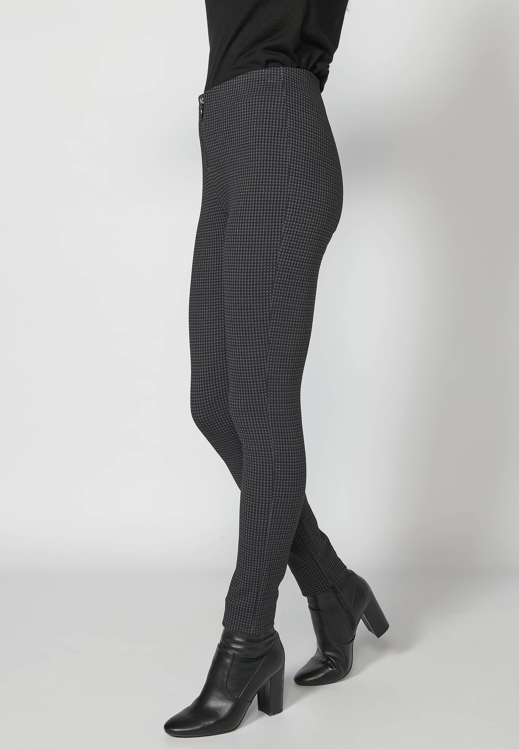 Lange Hose mit schwarzem Aufdruck für Damen 3