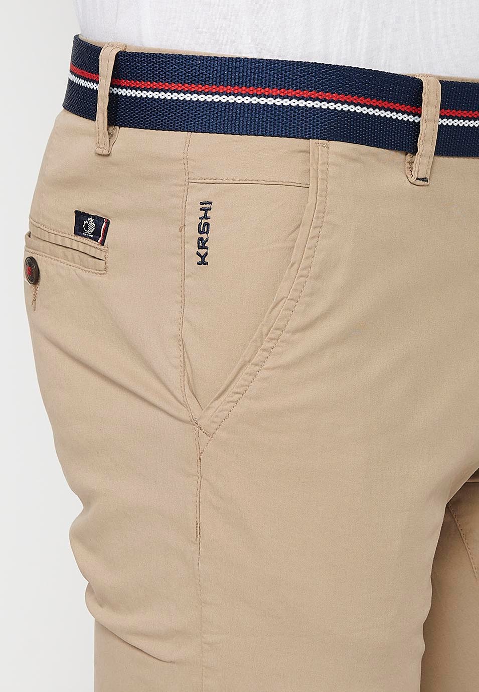 Shorts mit Umschlag, Frontverschluss mit Reißverschluss, Knopf und Gürtel in der Farbe Beige für Herren 8