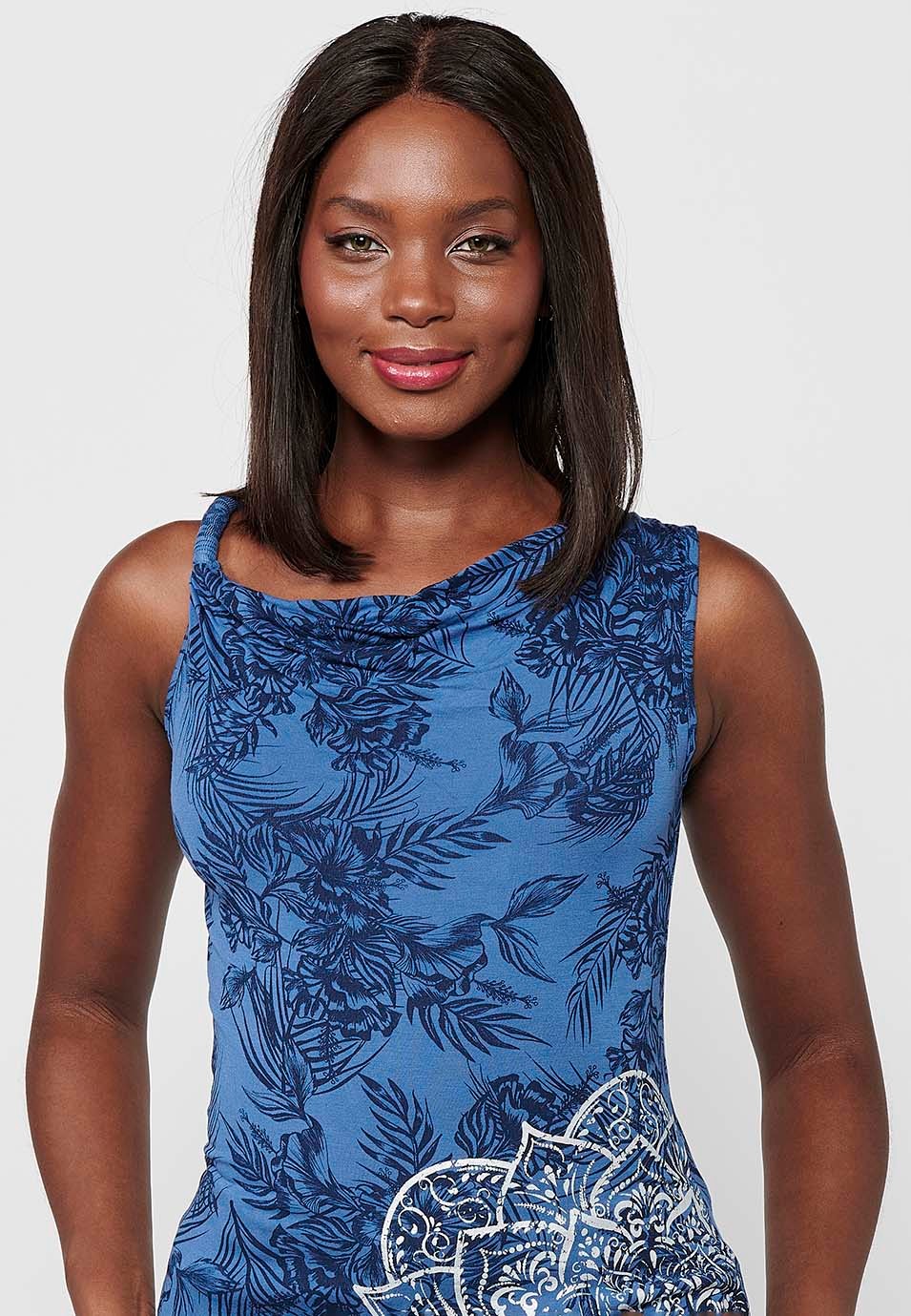 Tank top, boat neckline and blue floral print for women