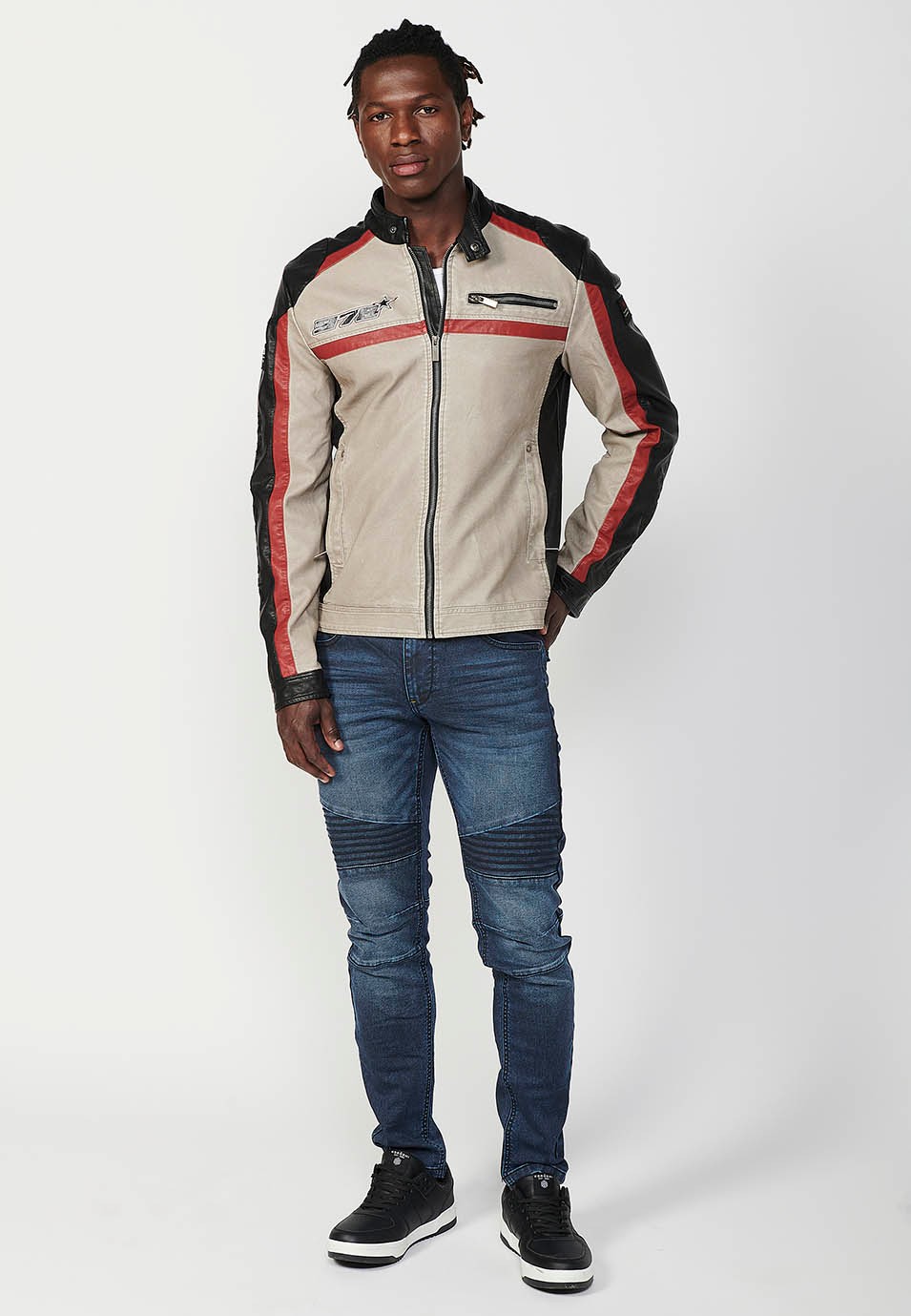 Blouson blanc style motard en similicuir avec col rond et fermeture zippée sur le devant pour homme 5