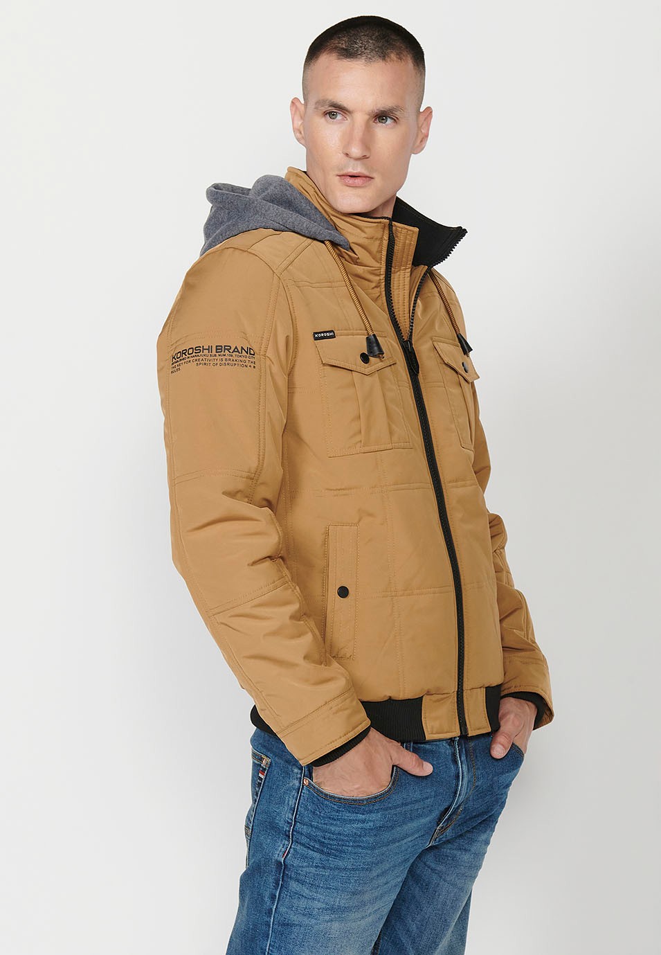 Veste matelassée marron pour hommes avec col et capuche avec fermeture frontale et fermeture éclair 6