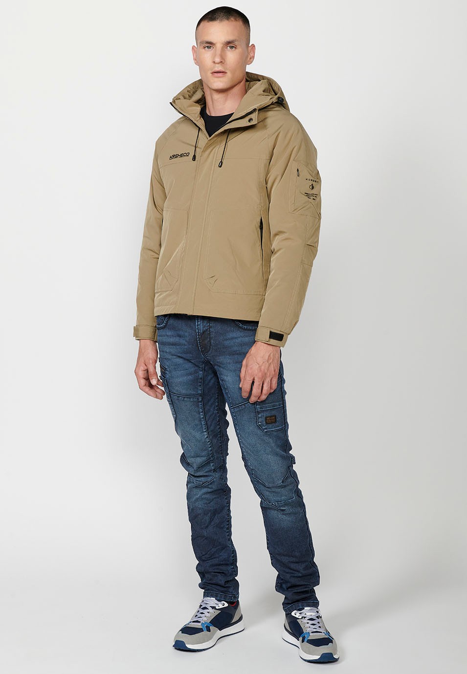 Jacke mit Kragen und Kapuze mit Frontverschluss und Reißverschluss mit Taschen für Herren in der Farbe Khaki 5