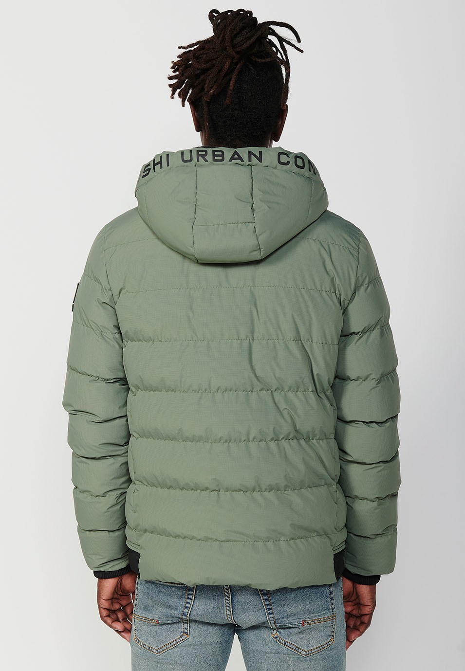 Padded Jacket with Hooded Collar and Front Zip Closure and Pockets in Green for Men