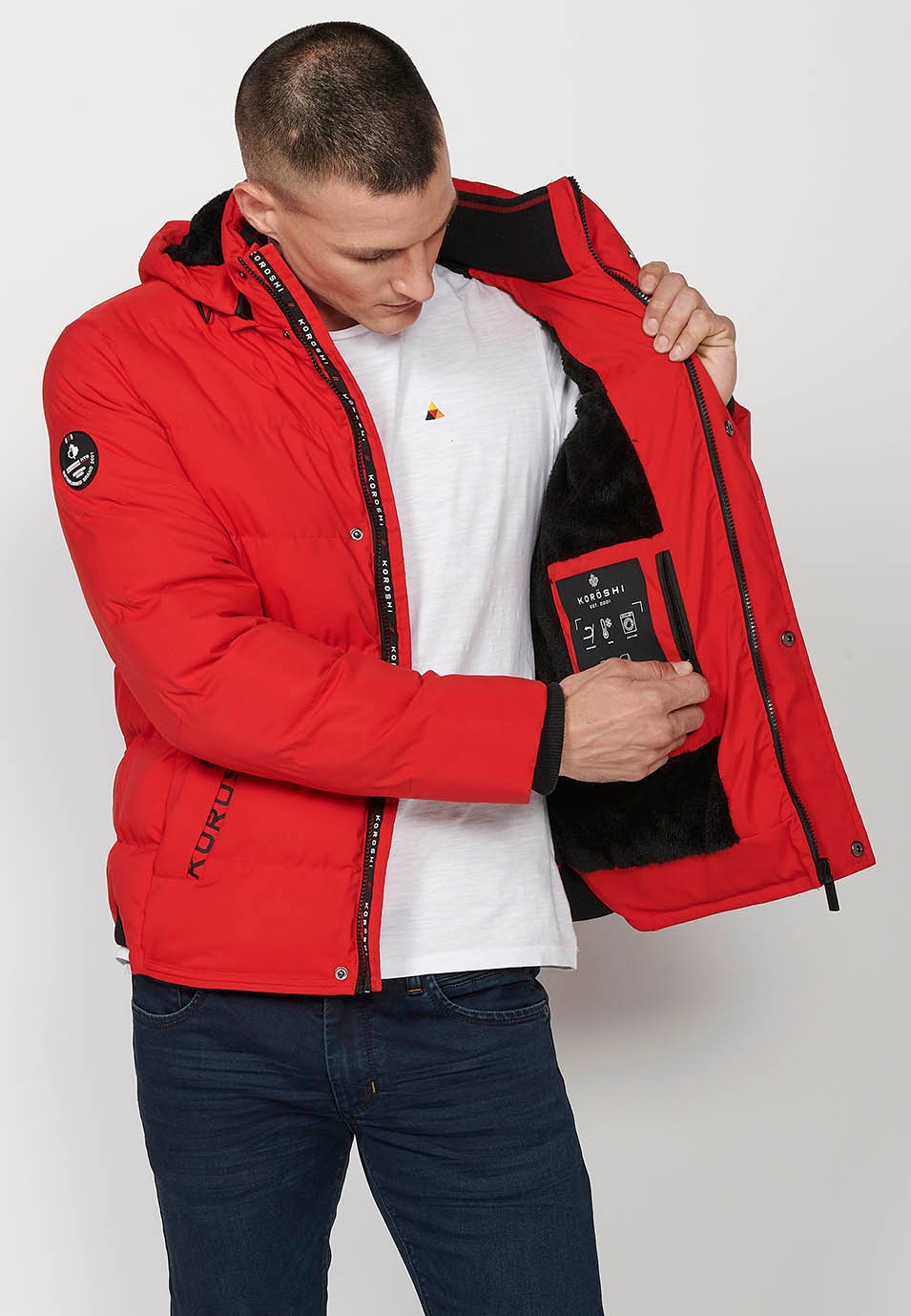 Veste matelassée pour homme rouge avec col et capuche avec fermeture frontale et fermeture éclair avec poches 5