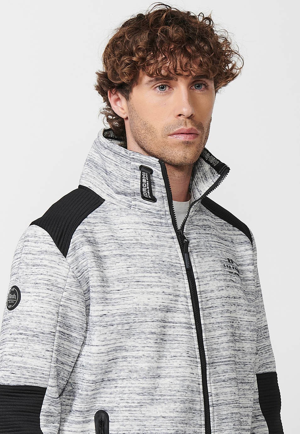 Chaqueta sudadera de manga larga y cuello alto ajustable con cordón y cierre delantero con cremallera para hombre de color gris