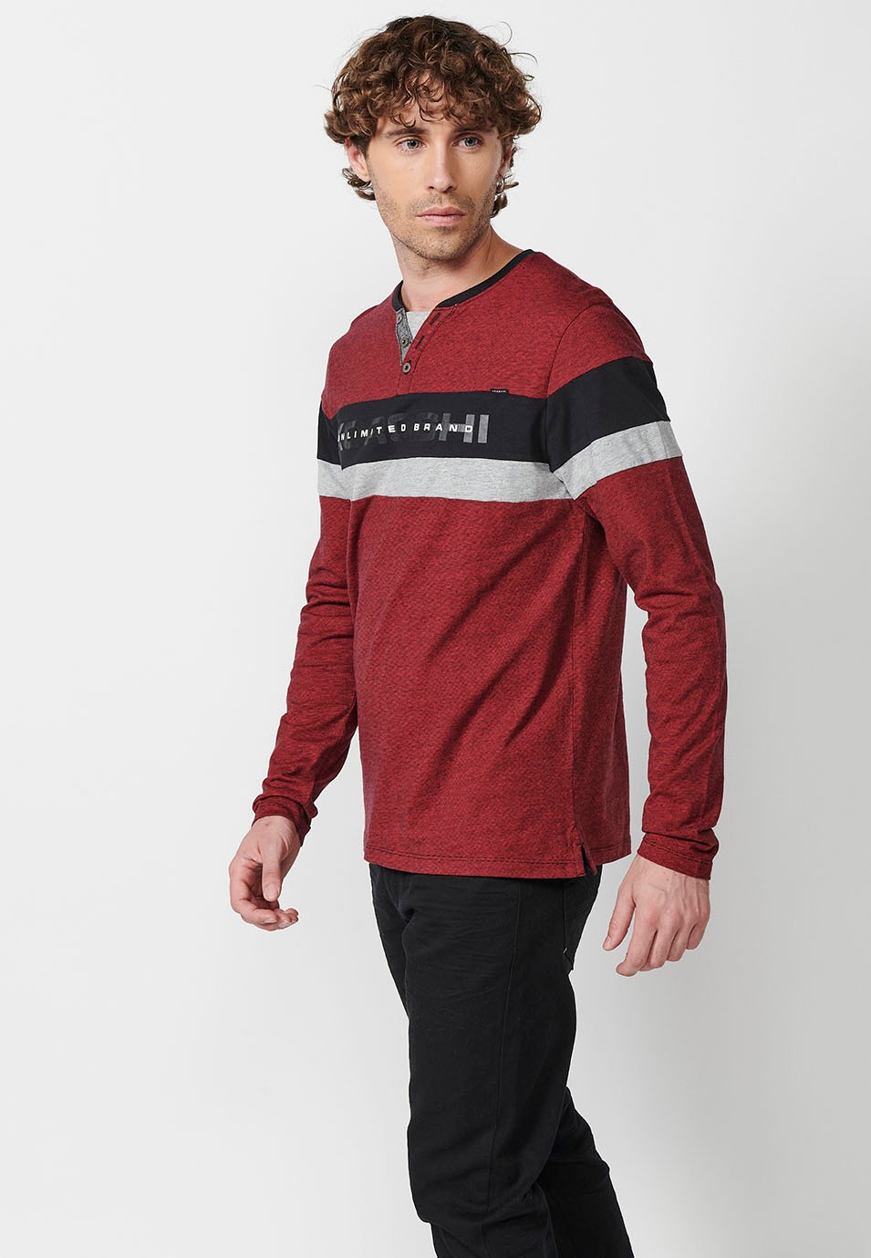 Men's Red Open Crew Neck Long Sleeve T-Shirts with Front Detail