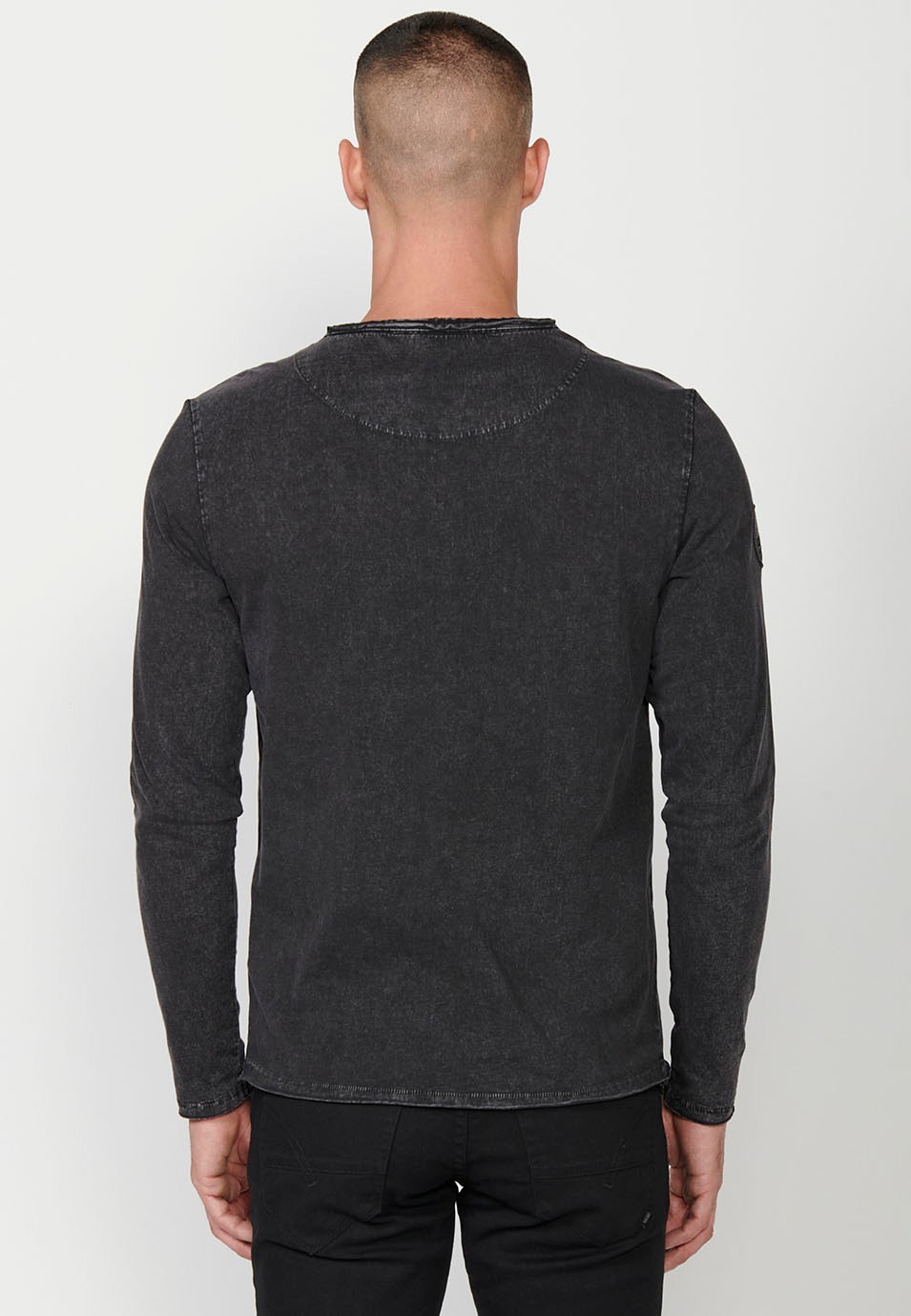 Men's Black Long Sleeve Crew Neck T-Shirt with Slit and Front Detail