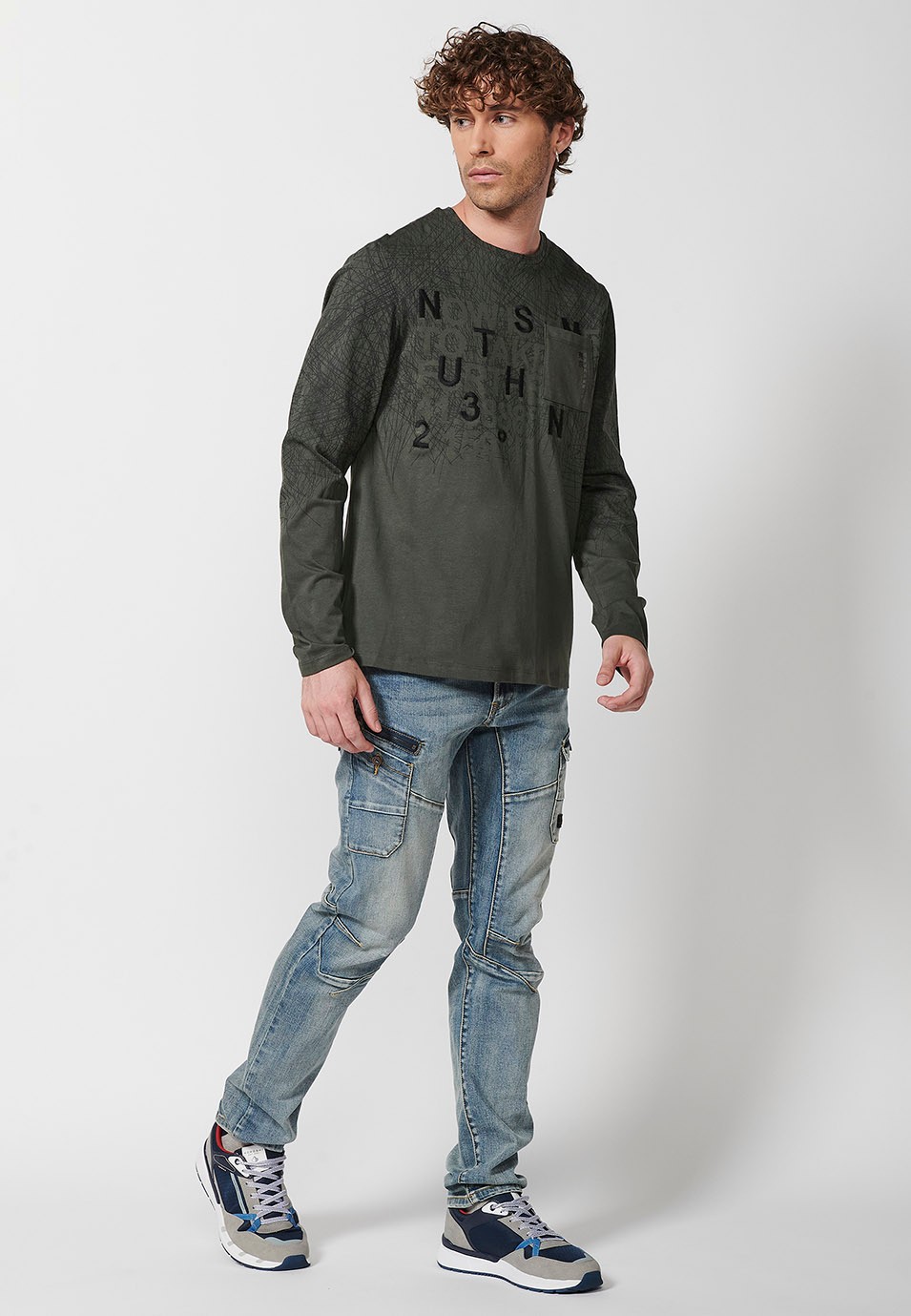 Men's Long Sleeve Cotton Crew Neck T-Shirt with Slit and Front Detail in Khaki 2