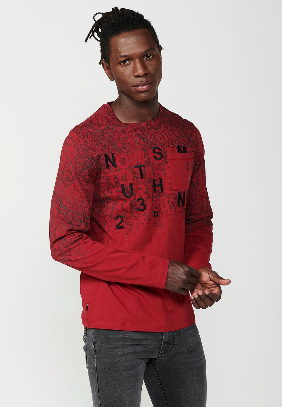 T-shirt en coton à manches longues, col rond avec ouverture et détail rouge sur le devant pour homme