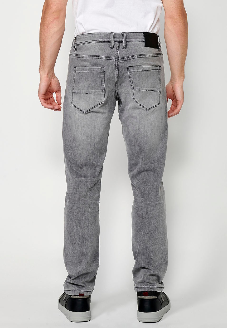 Pantalon long droit coupe classique avec fermeture éclair sur le devant et fermeture boutonnée en Gris pour Homme