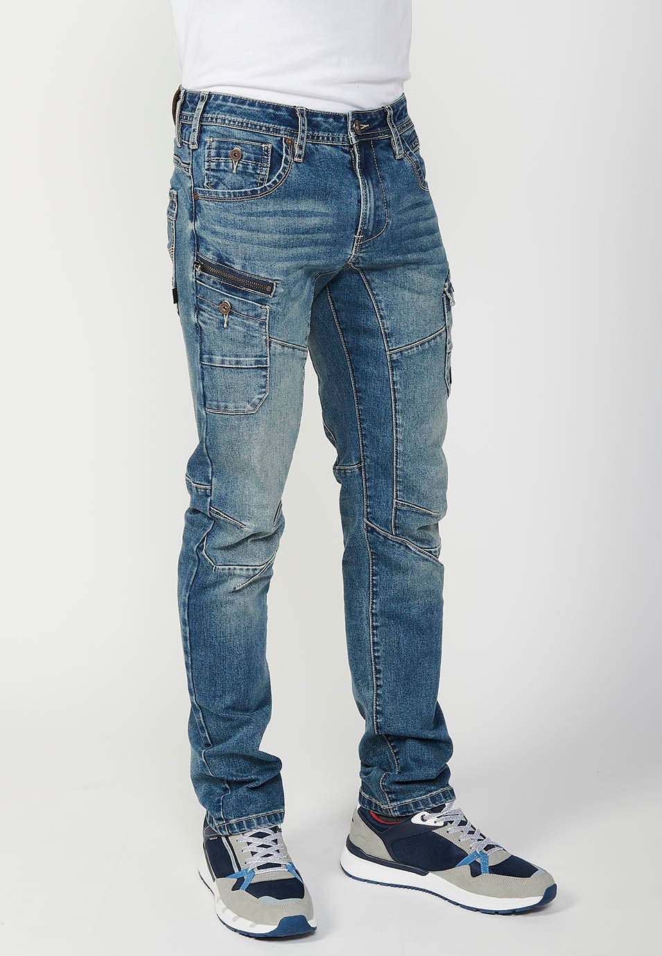 Pantalon long cargo de travail coupe régulière avec fermeture éclair sur le devant et fermeture boutonnée et poches en bleu pour homme