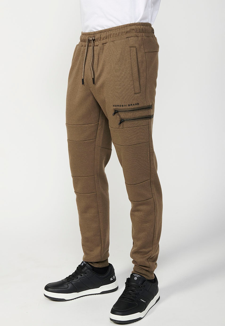 Pantalon de jogging long pour homme marron avec ceinture caoutchoutée et poches dans les coutures aux genoux