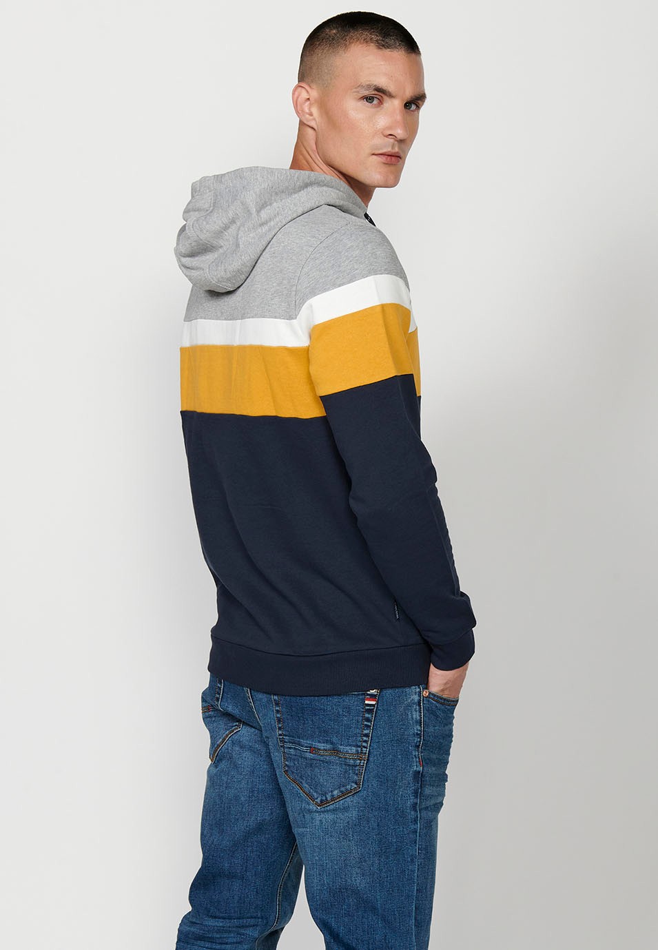 Sweat-shirt à manches longues avec col et capuche avec détail sur le devant et poches avant pour homme en bleu marine 3