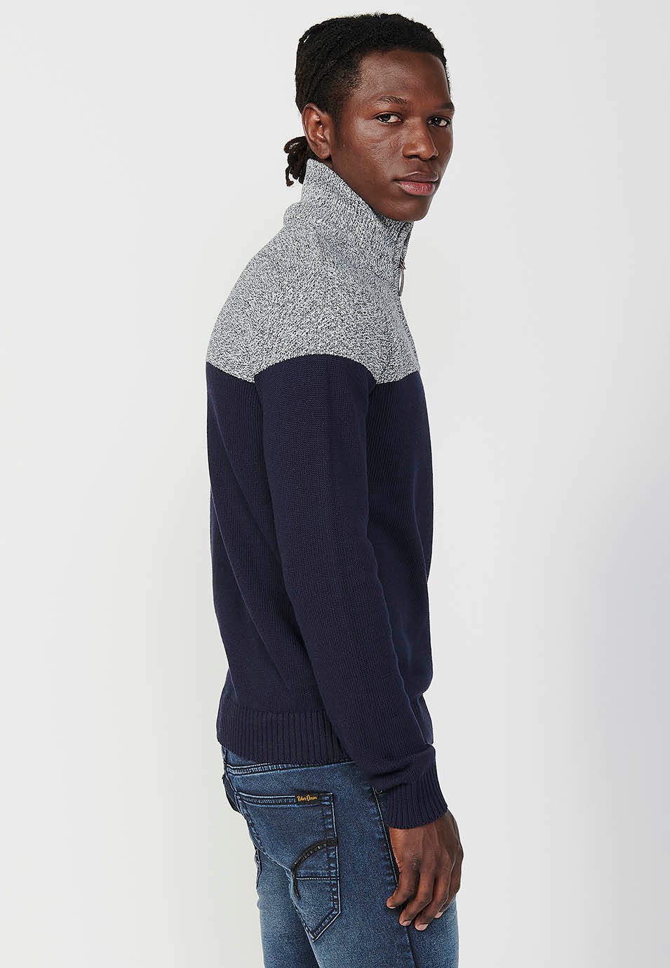 Pull en tricot à col montant et fermeture éclair bicolore pour homme en bleu marine 3