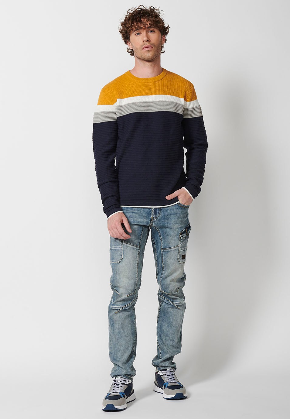 Men's Multi-Colored Striped Crew Neck Knit Jumper 6