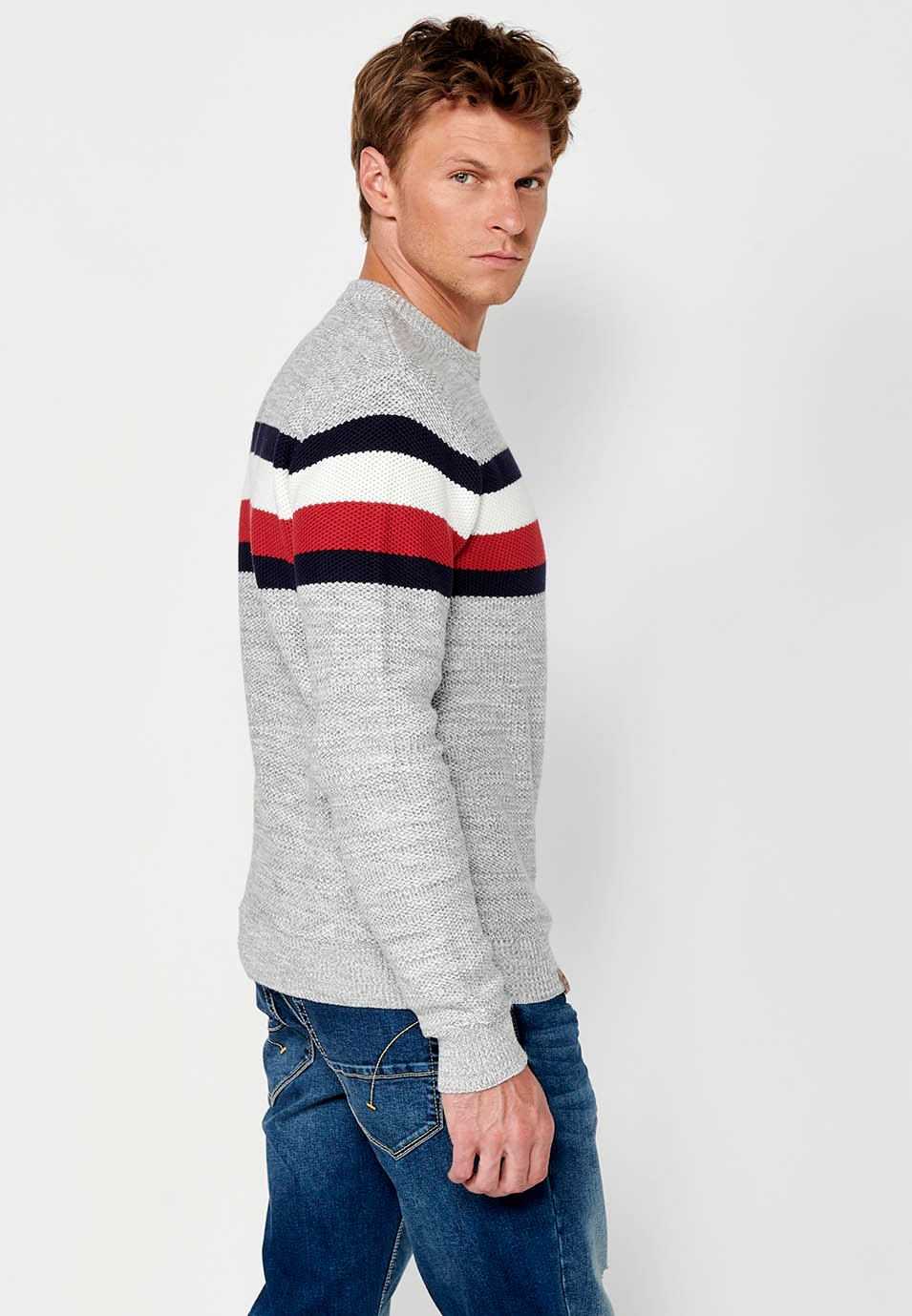 Men's Long Sleeve Cotton Crew Neck Chunky Knit Sweater with Chest Stripes in Grey 5