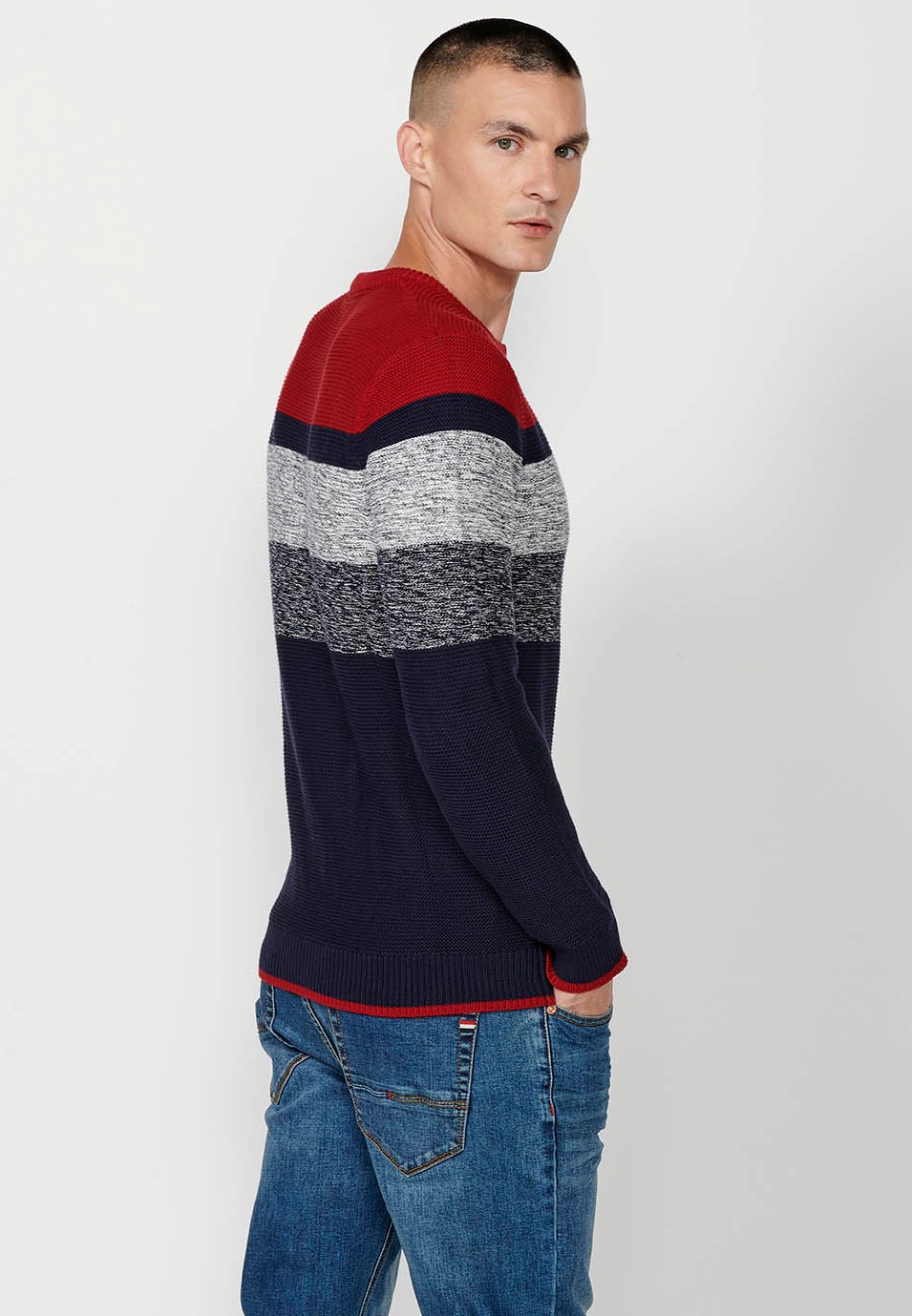 Men's Striped Crew Neck Knit Sweater in Red 6