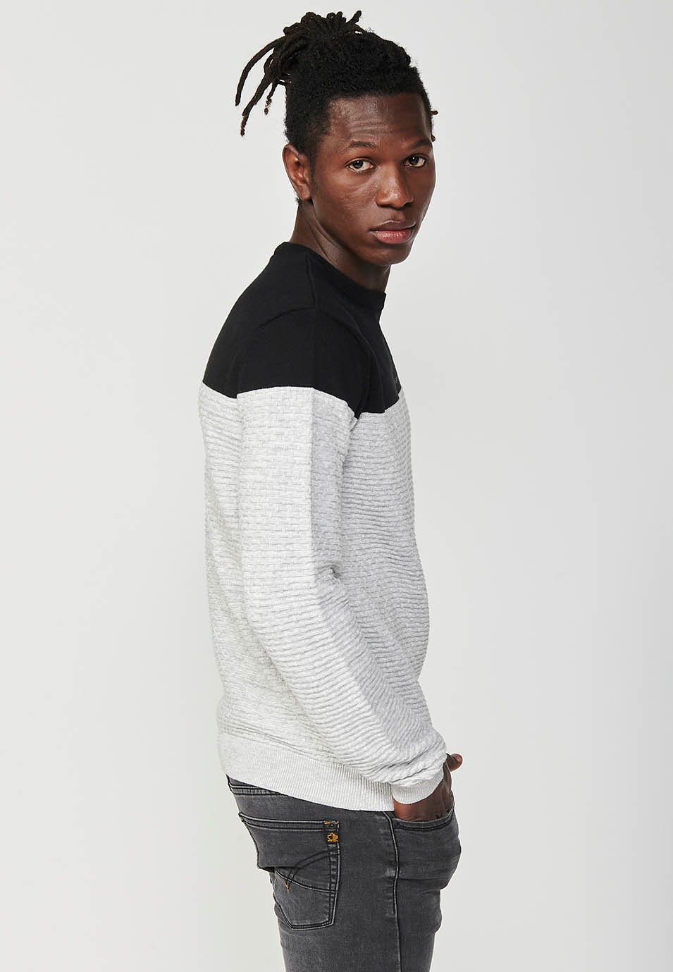 Pull en tricot à col rond bicolore pour homme en noir 6