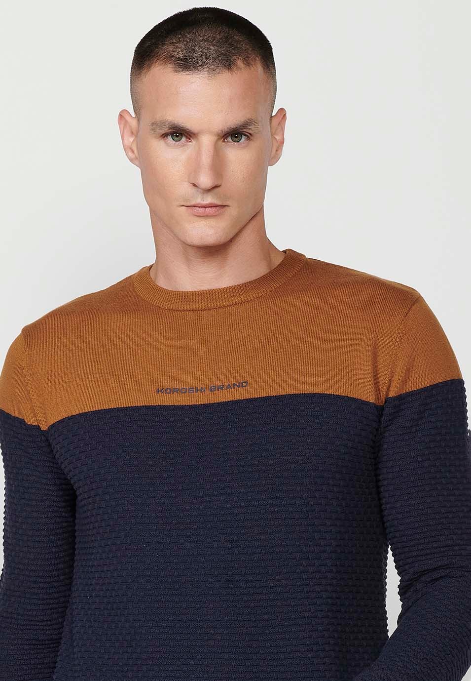 Pull tricot col rond bicolore pour homme de couleur ocre 1