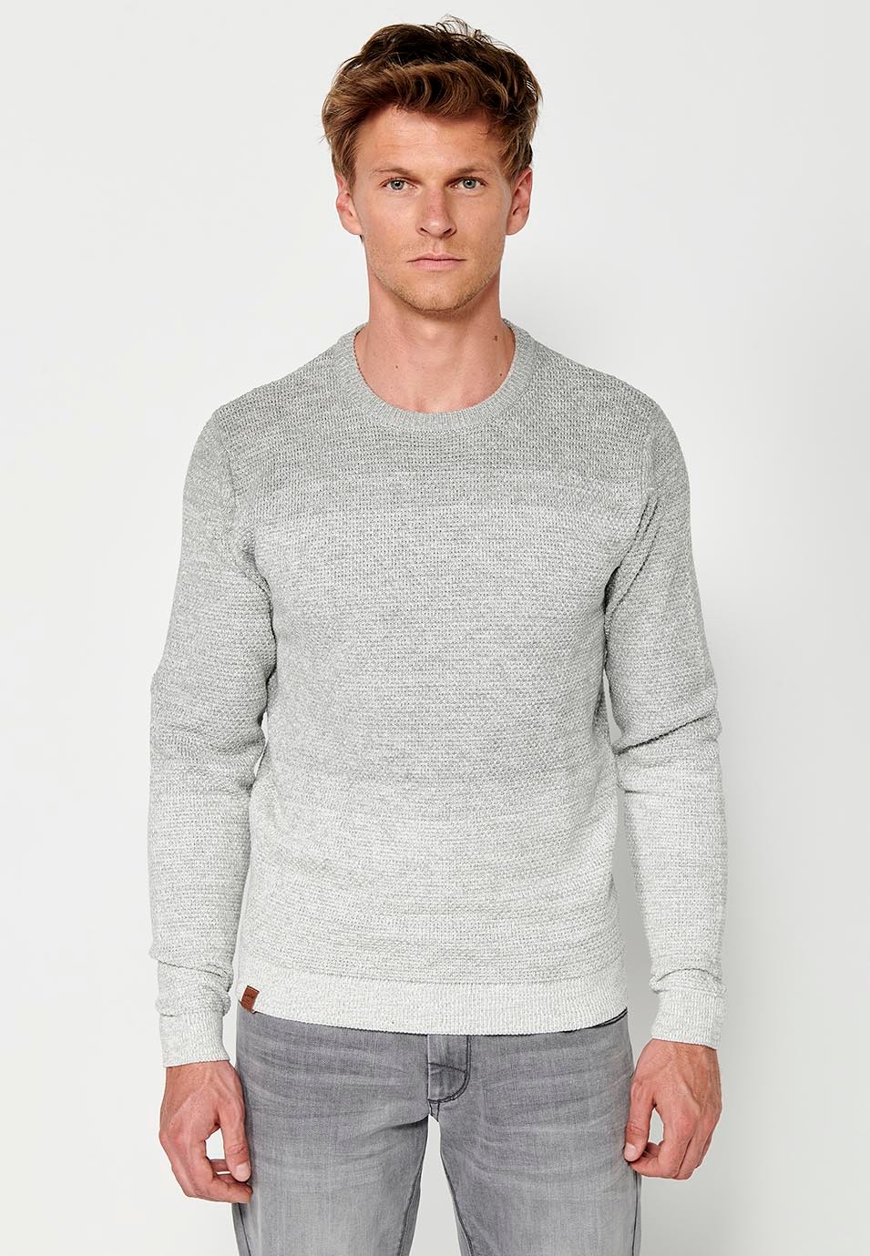 Pull à manches longues et col rond en tricot de coton écru pour homme