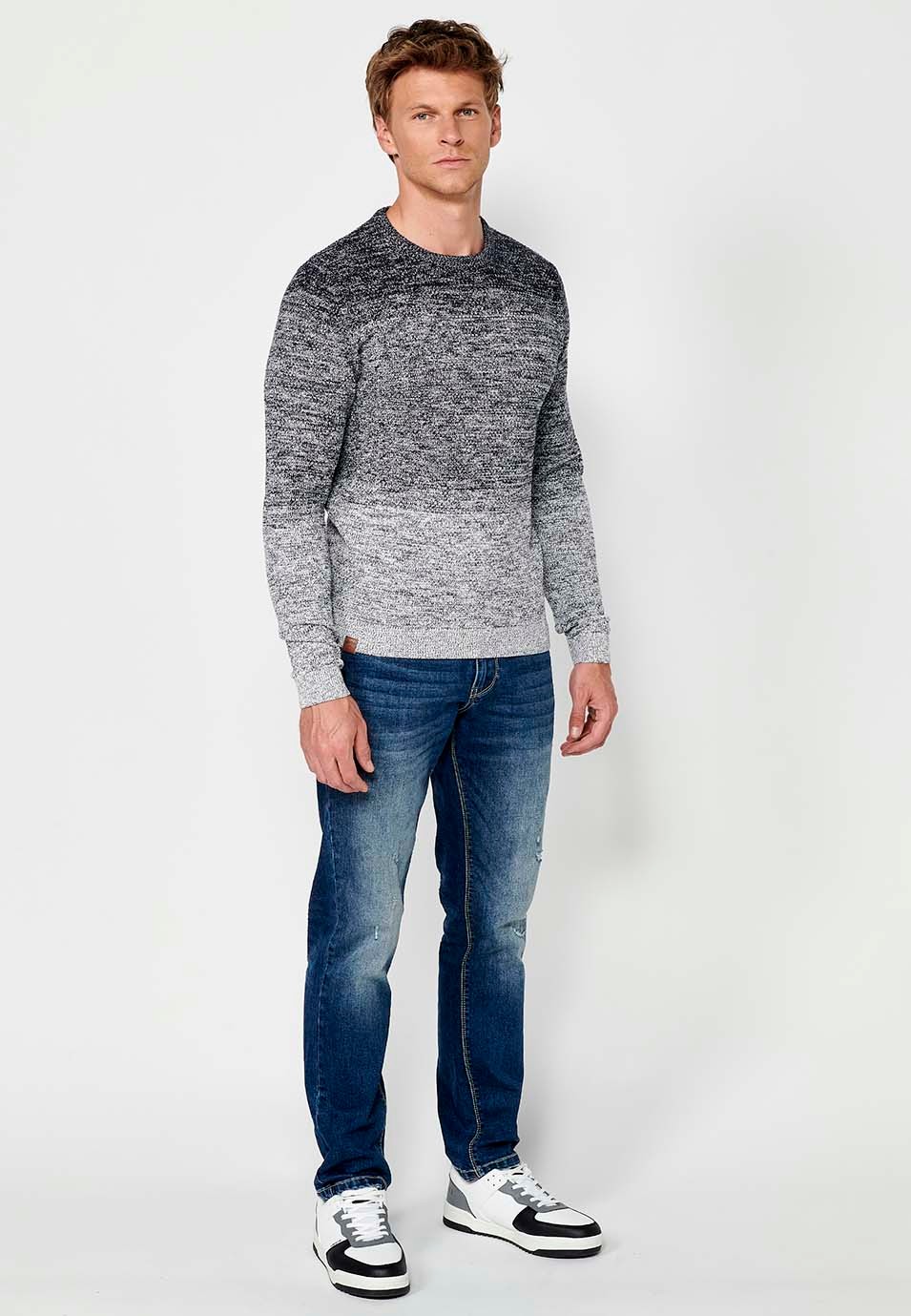 Pull à manches longues en tricot de coton et col rond en bleu marine pour homme