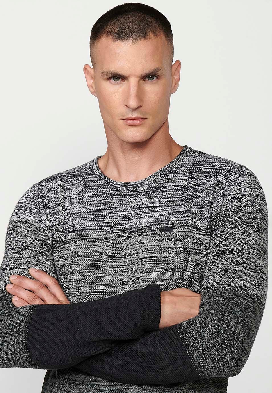 Pull en tricot col rond et dégradé de couleurs à larges rayures pour homme en noir 4